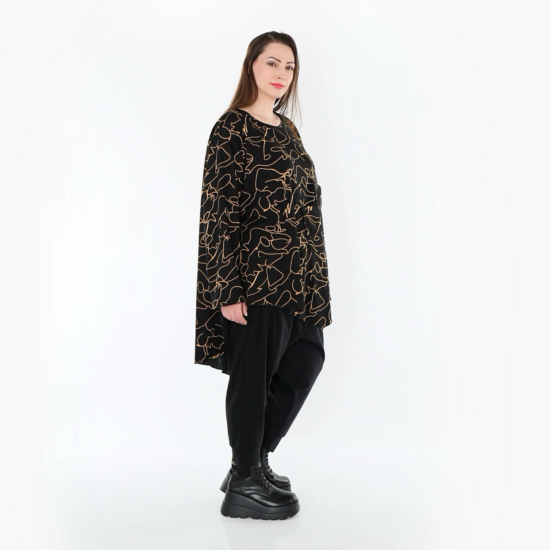  A-Form Bigshirt von AKH Fashion aus Viskose, 1545.07138, Schwarz/Orange, Kringel, Schick