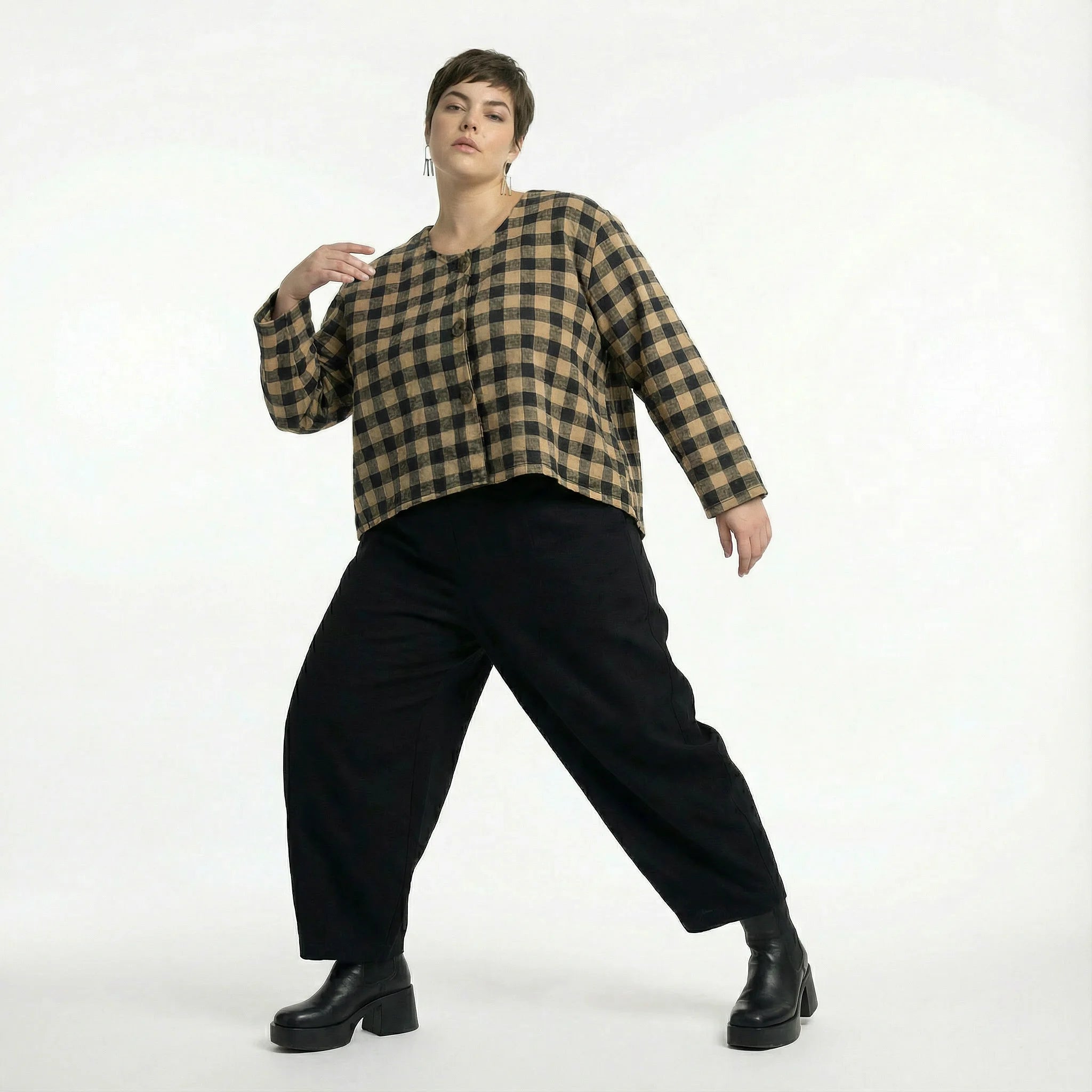  AKH Fashion Jacke in gerundeter Form, aus Polyester, 1562.00130, Sand/Schwarz, Kariert