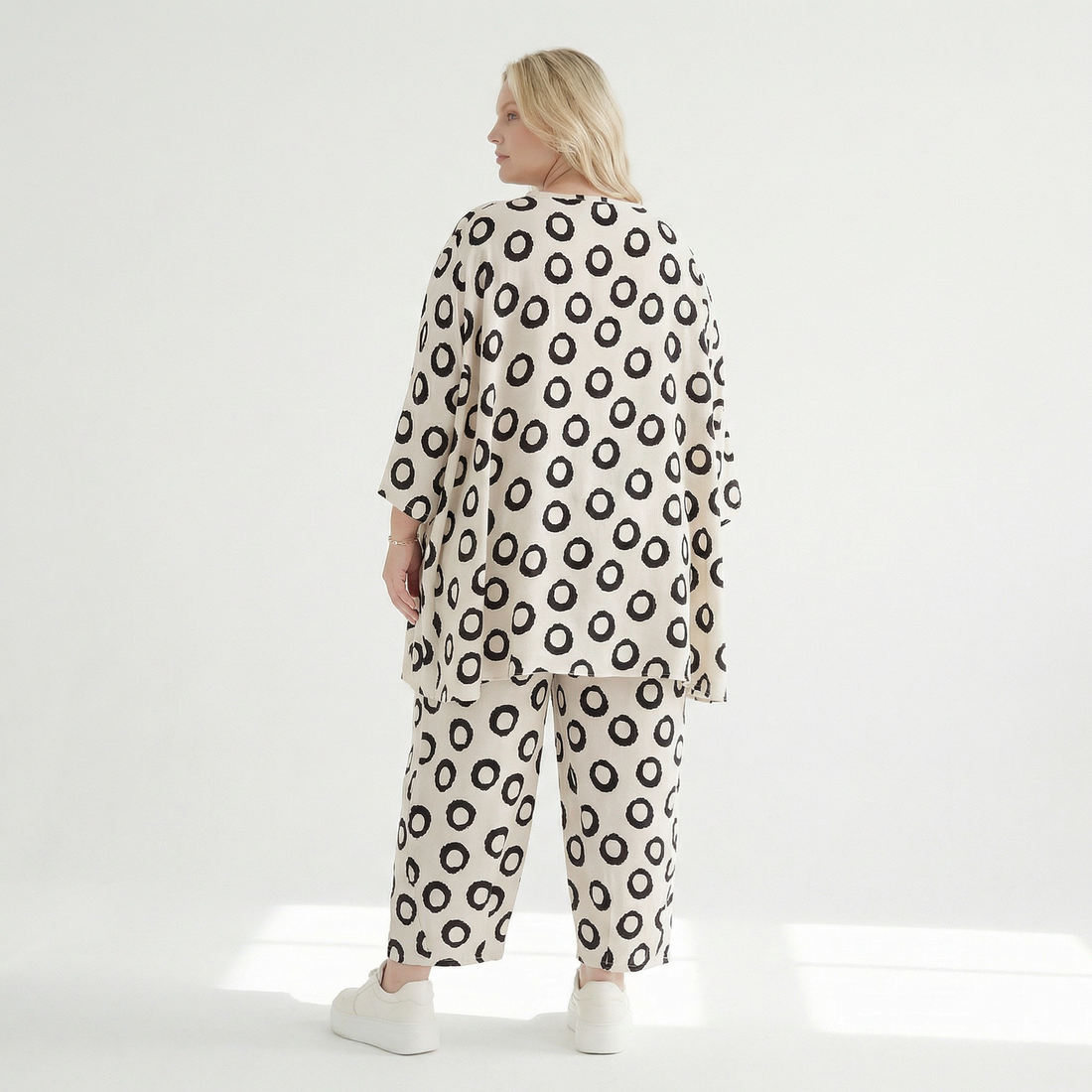  A-Form Bigshirt von AKH Fashion aus Baumwolle, 1577.07069, Ecru/Schwarz, Punkte, Ausgefallen