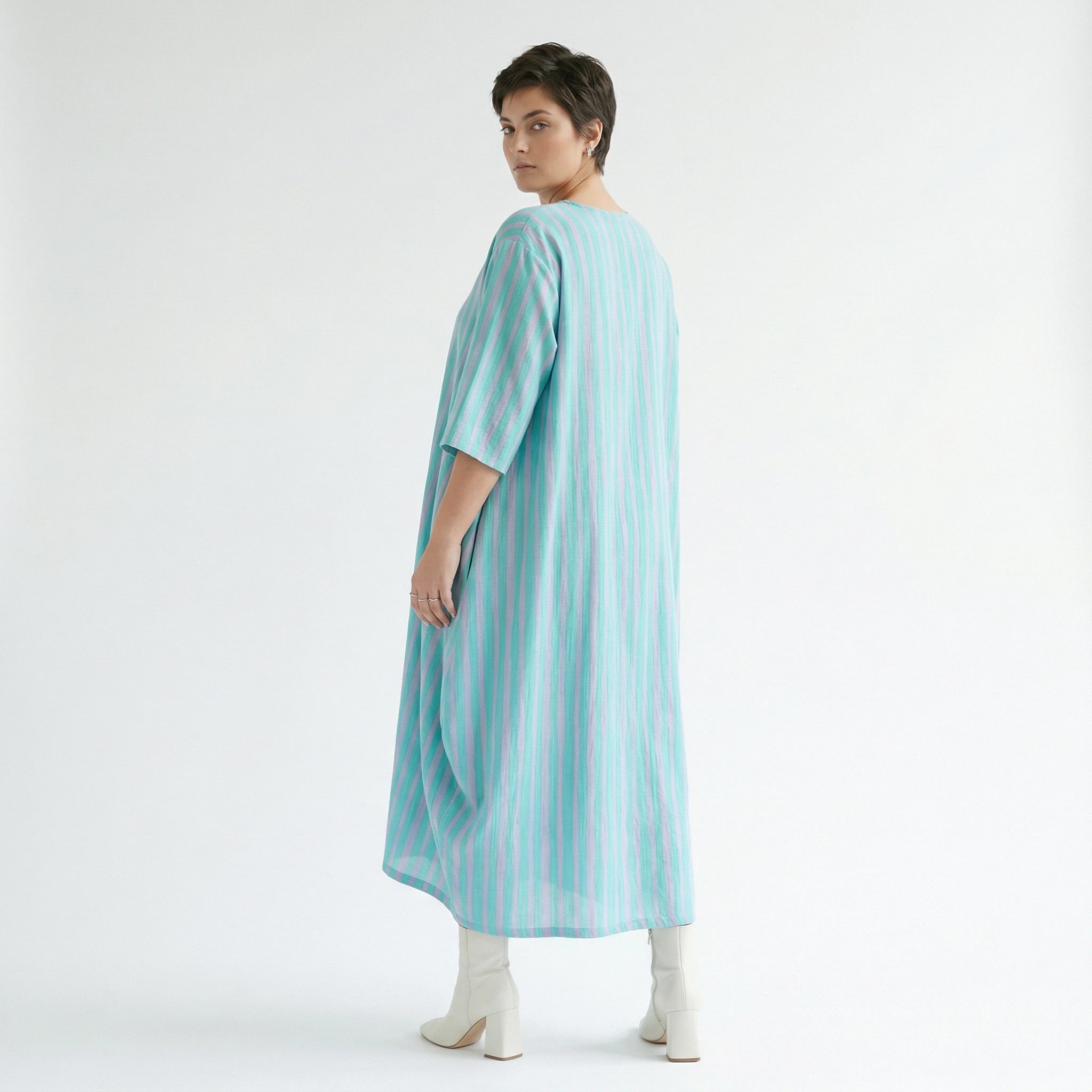 Mit luftig leichtem Lagenlook im ausgefallenen Oversize Style, Blockstreifen, zeitlos, Grün/Flieder