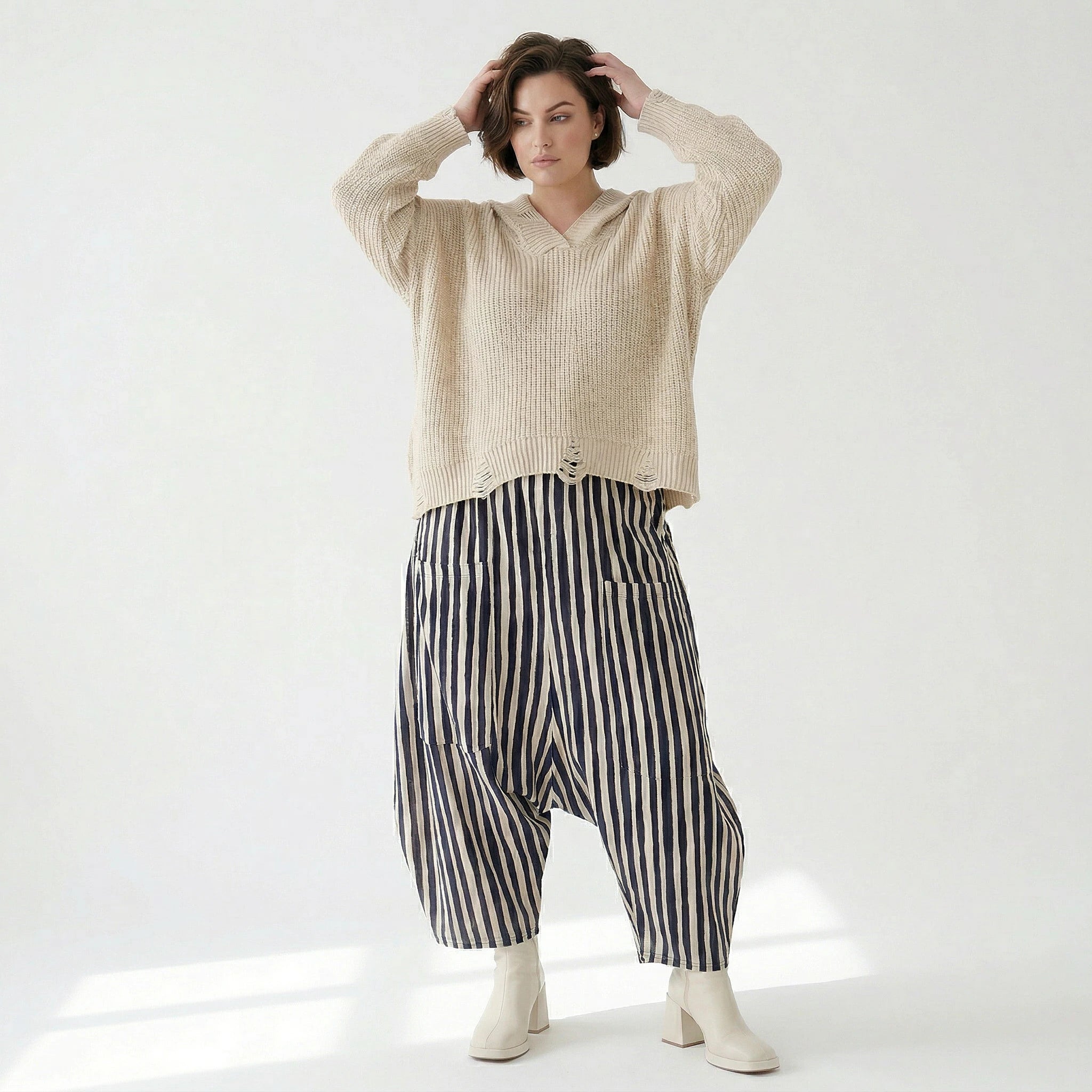 Luftig leichte Harem Hose im Lagenlook mit legerem Oversize Design und Blockstreifen, Marine/Weiß