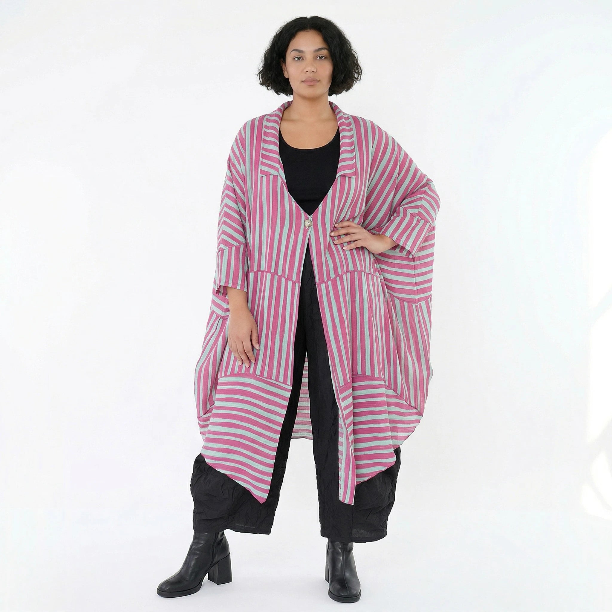 Luftig leichter Oversize Mantel mit A-Form und ausgefallenen Blockstreifen für Lagenlook, Fuchsia/Mint