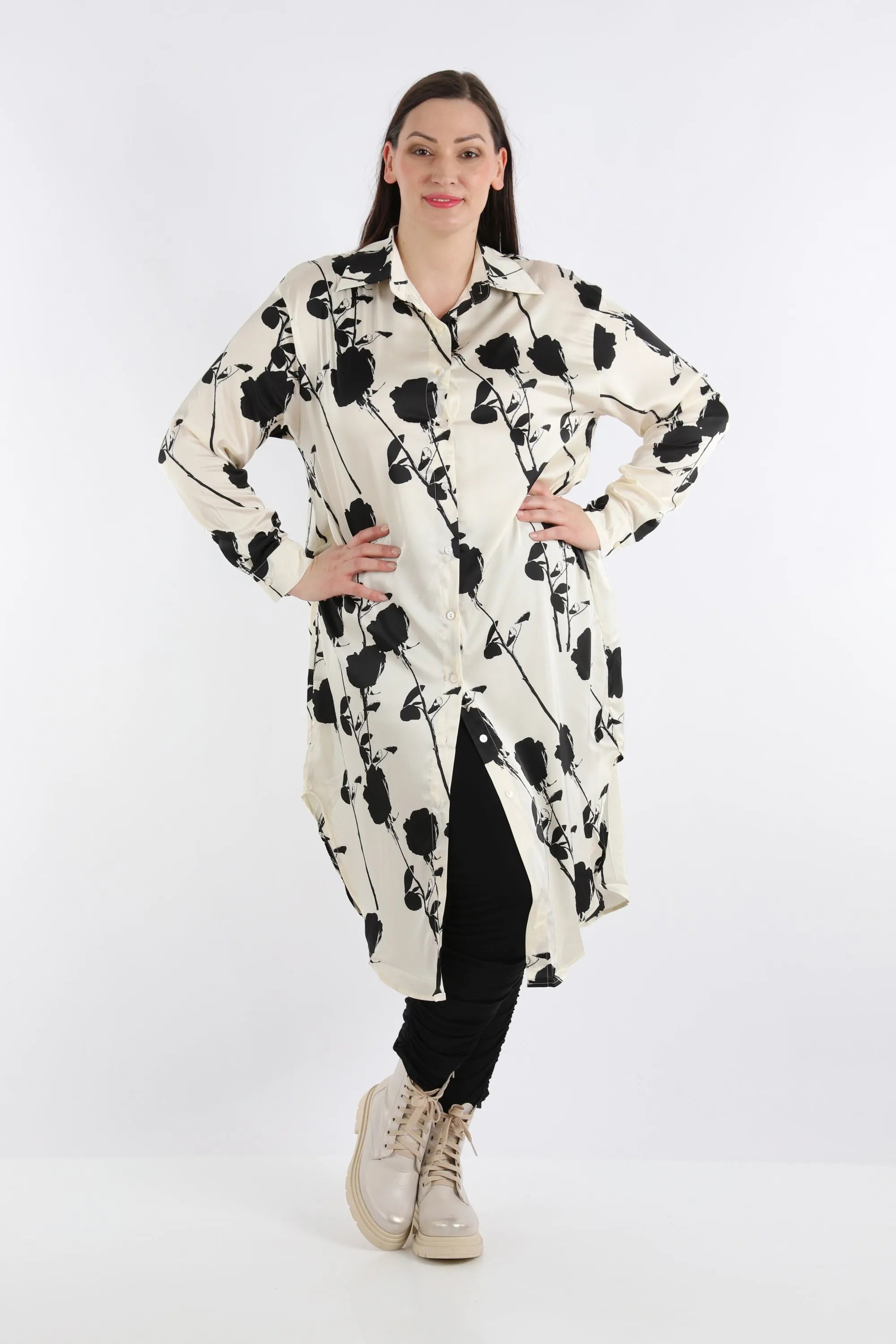  AKH Fashion Bluse in gerundeter Form, aus Viskose, 1275.02502, Ecru-Schwarz, Blumen