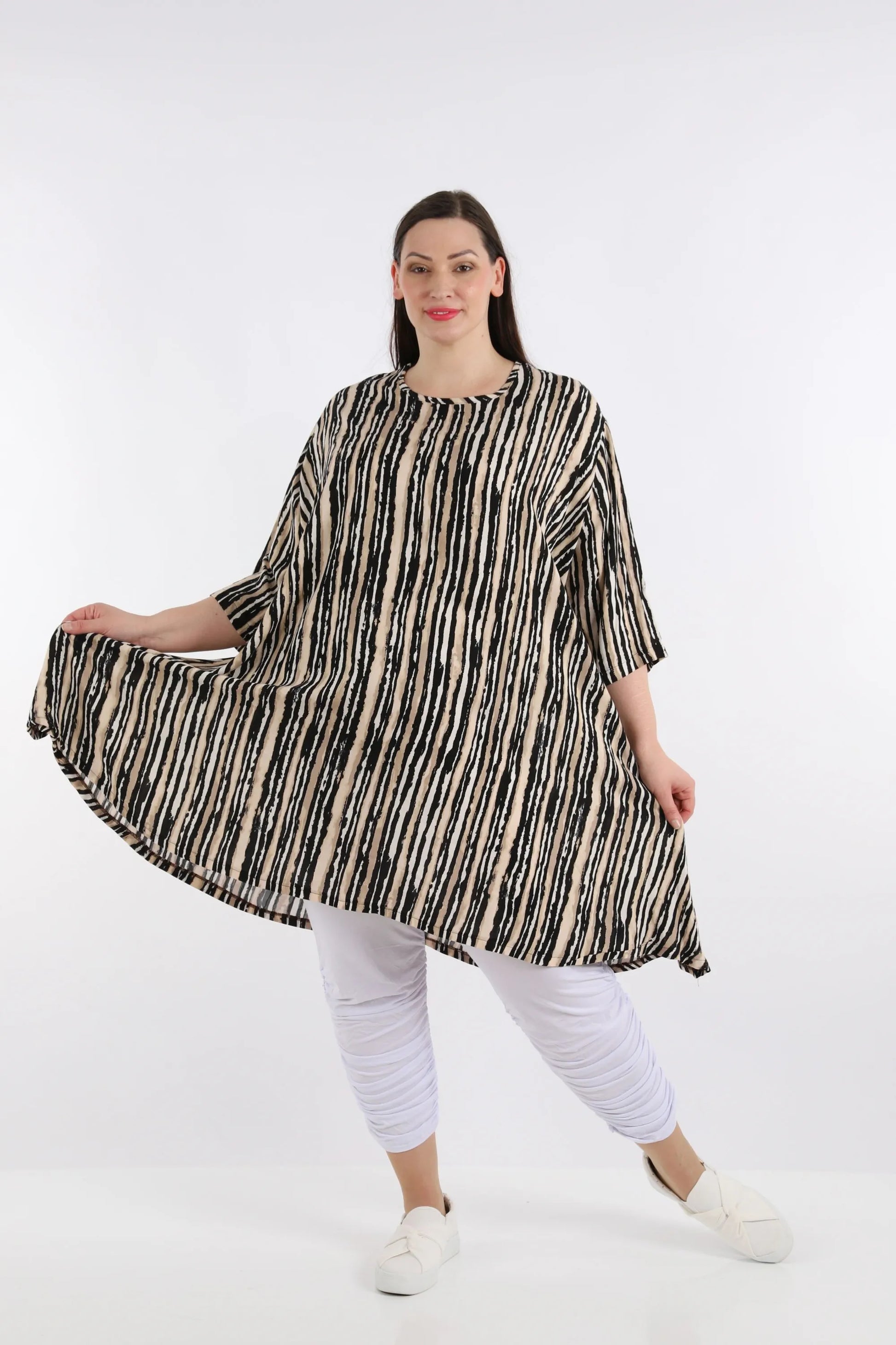  Trendiges A-Form Shirt in eleganter Streifenoptik aus leichtem, glattem Viskose-Material für Plus Size