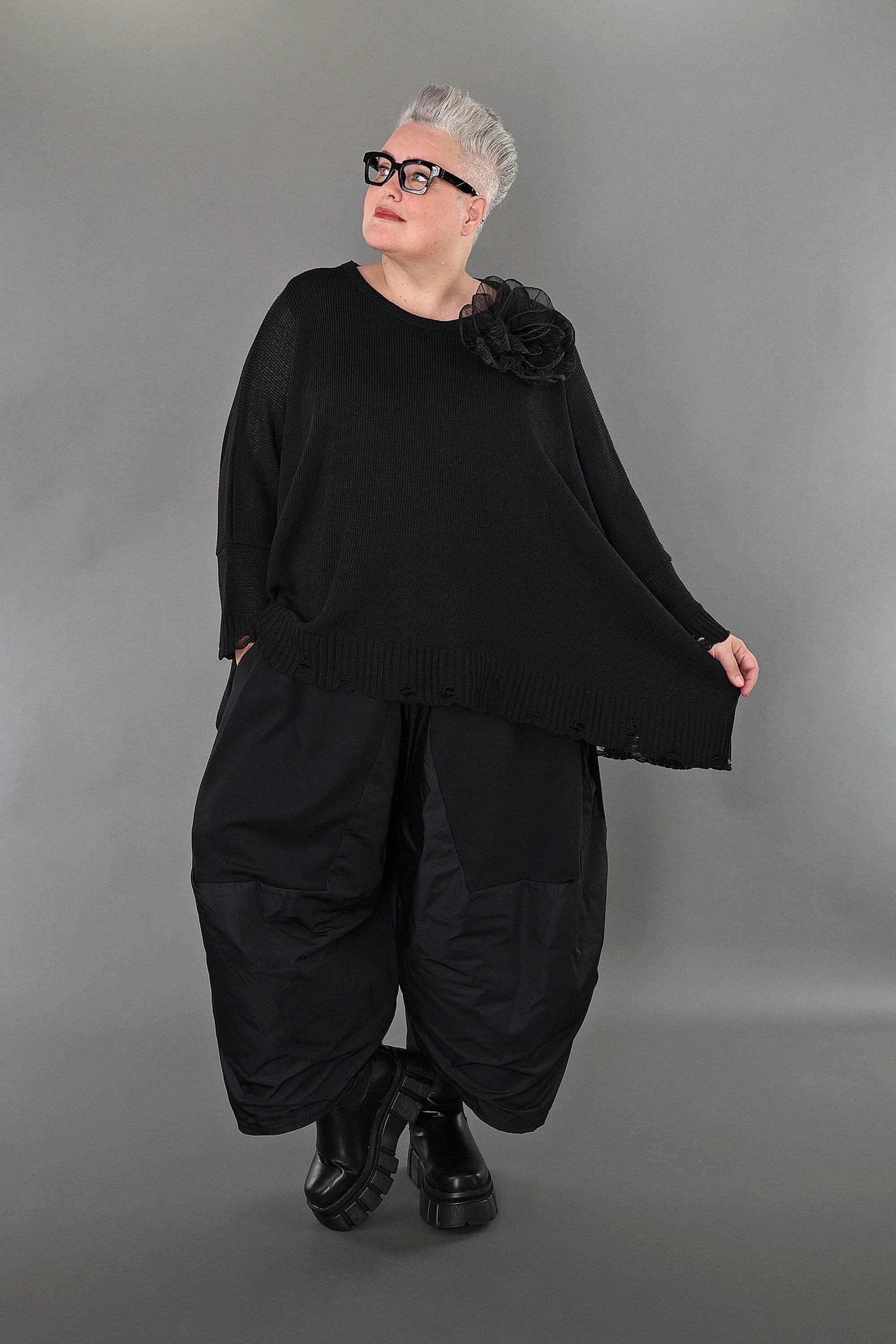  AKH Premium Bigshirt in kastiger Form, aus Baumwolle, P1002.2535, Schwarz, Ausgefallen