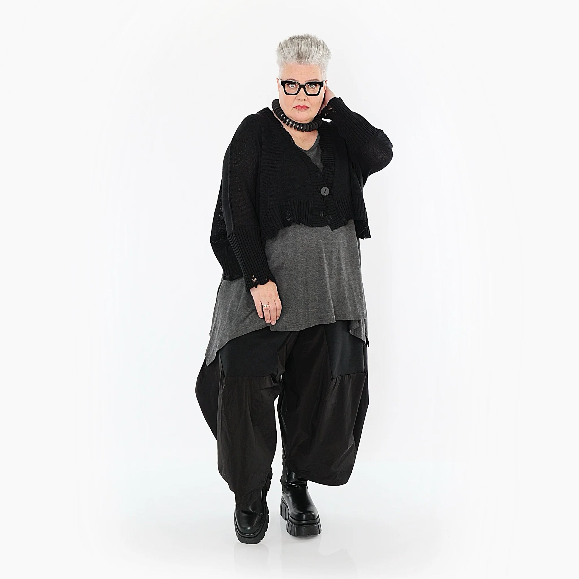  AKH Premium Jacke in kastiger Form, aus Baumwolle, P1002.2540, Schwarz, Ausgefallen