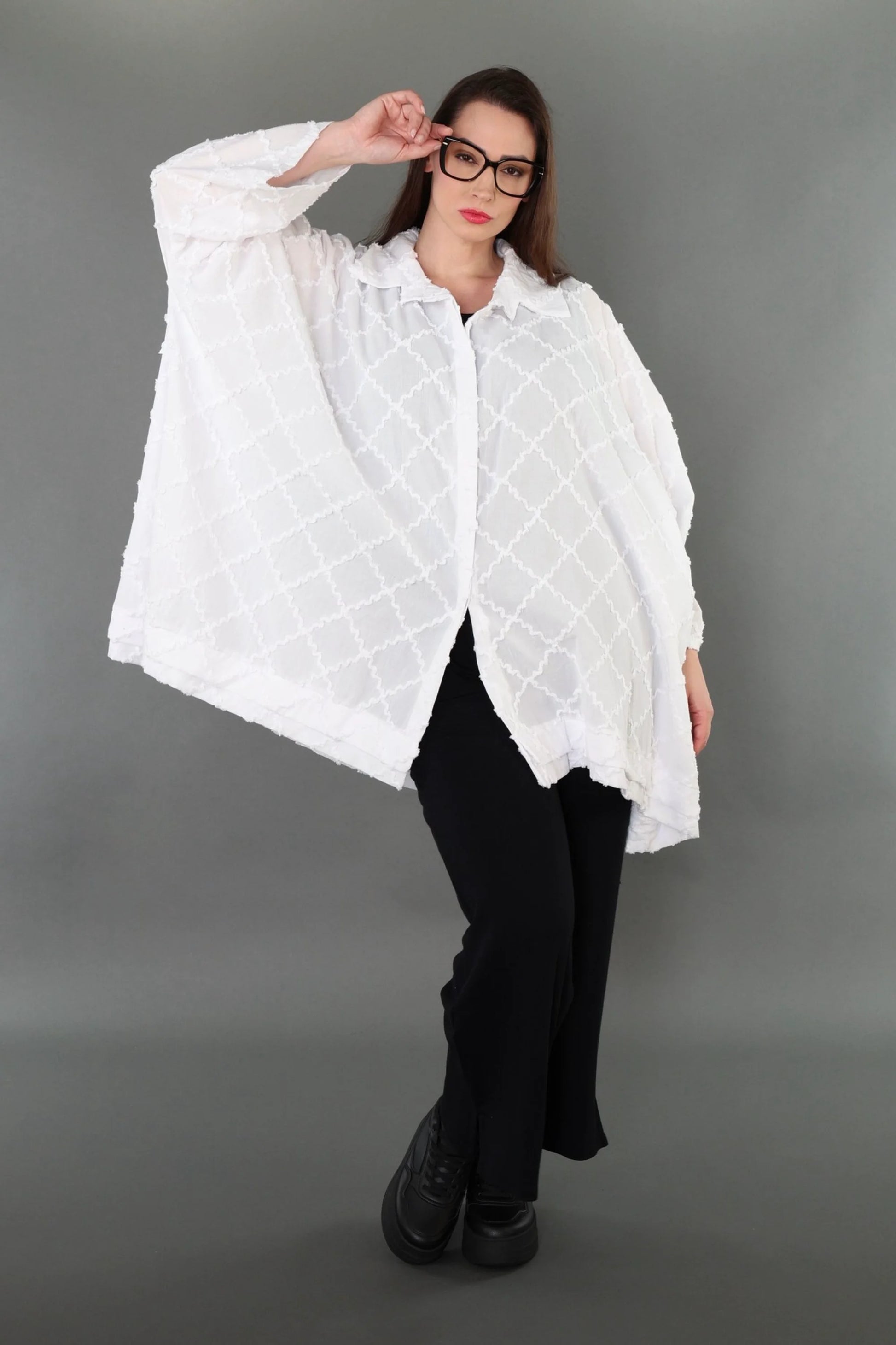  A-Form Bluse von AKH Premium aus Baumwolle, P1004.7110, Weiß, Raute, Ausgefallen, Zeitlos