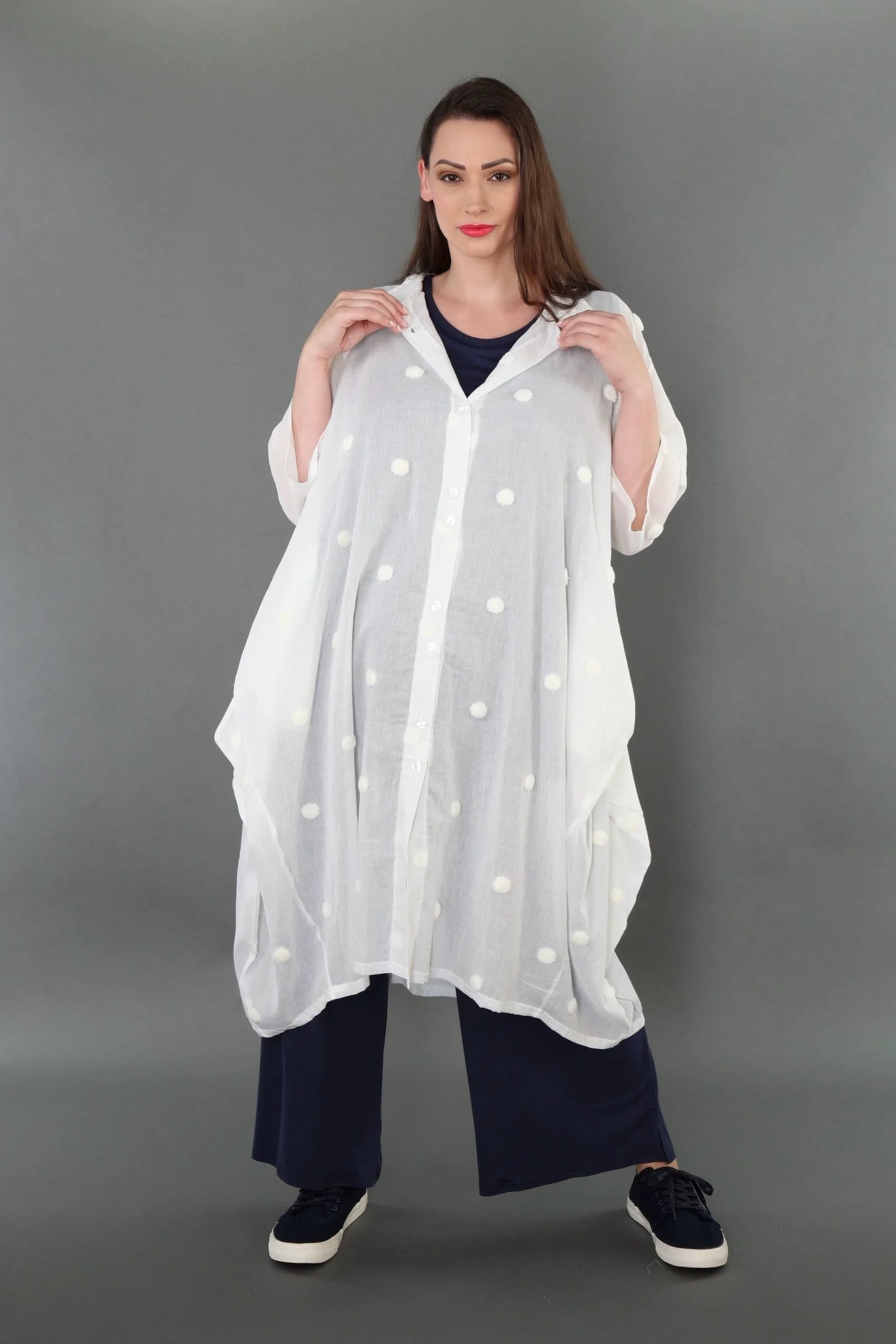  Ballon Bluse von AKH Premium aus Baumwolle, P1005.7117, Weiß, Punkte, Ausgefallen, Zeitlos
