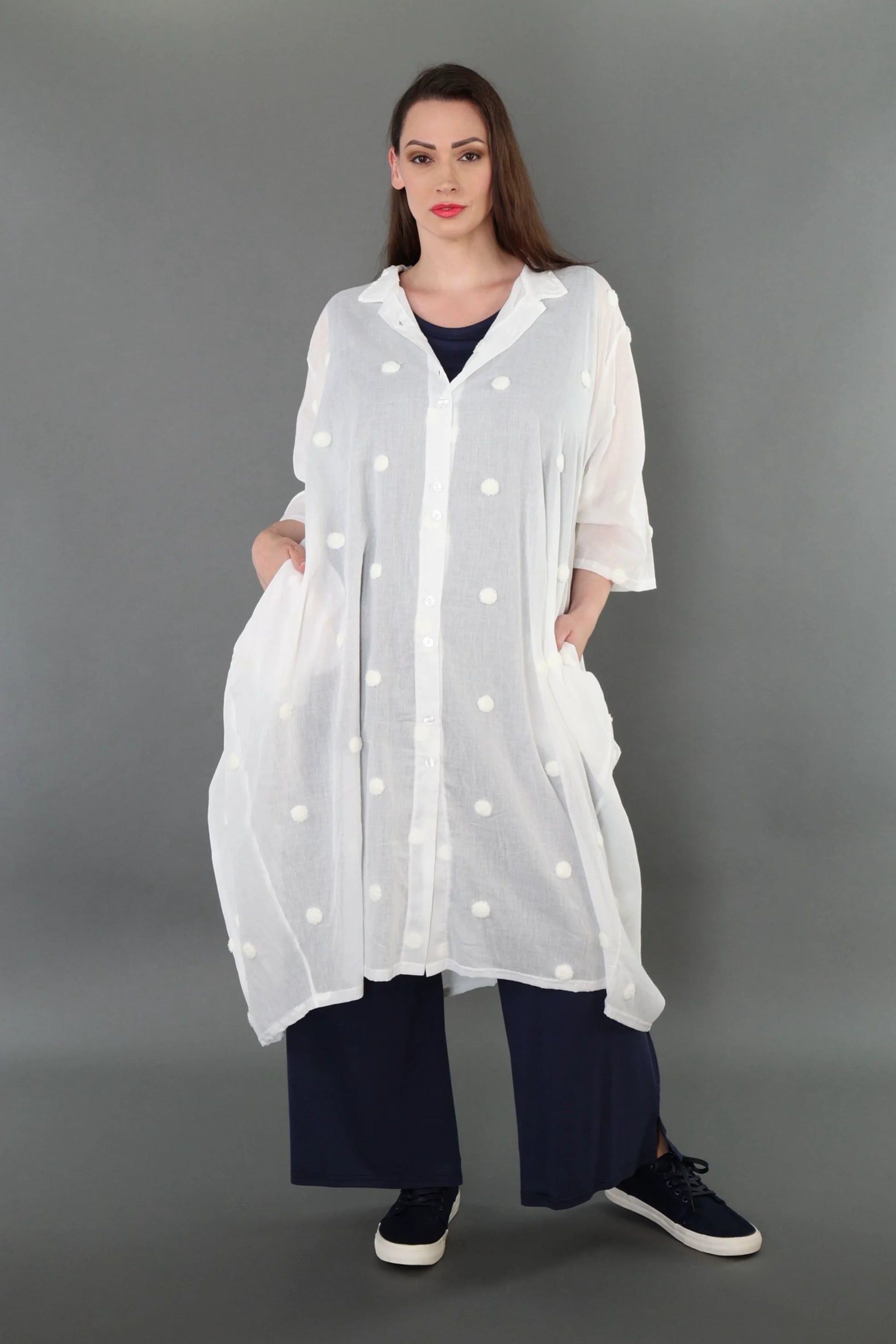  Ballon Bluse von AKH Premium aus Baumwolle, P1005.7117, Weiß, Punkte, Ausgefallen, Zeitlos
