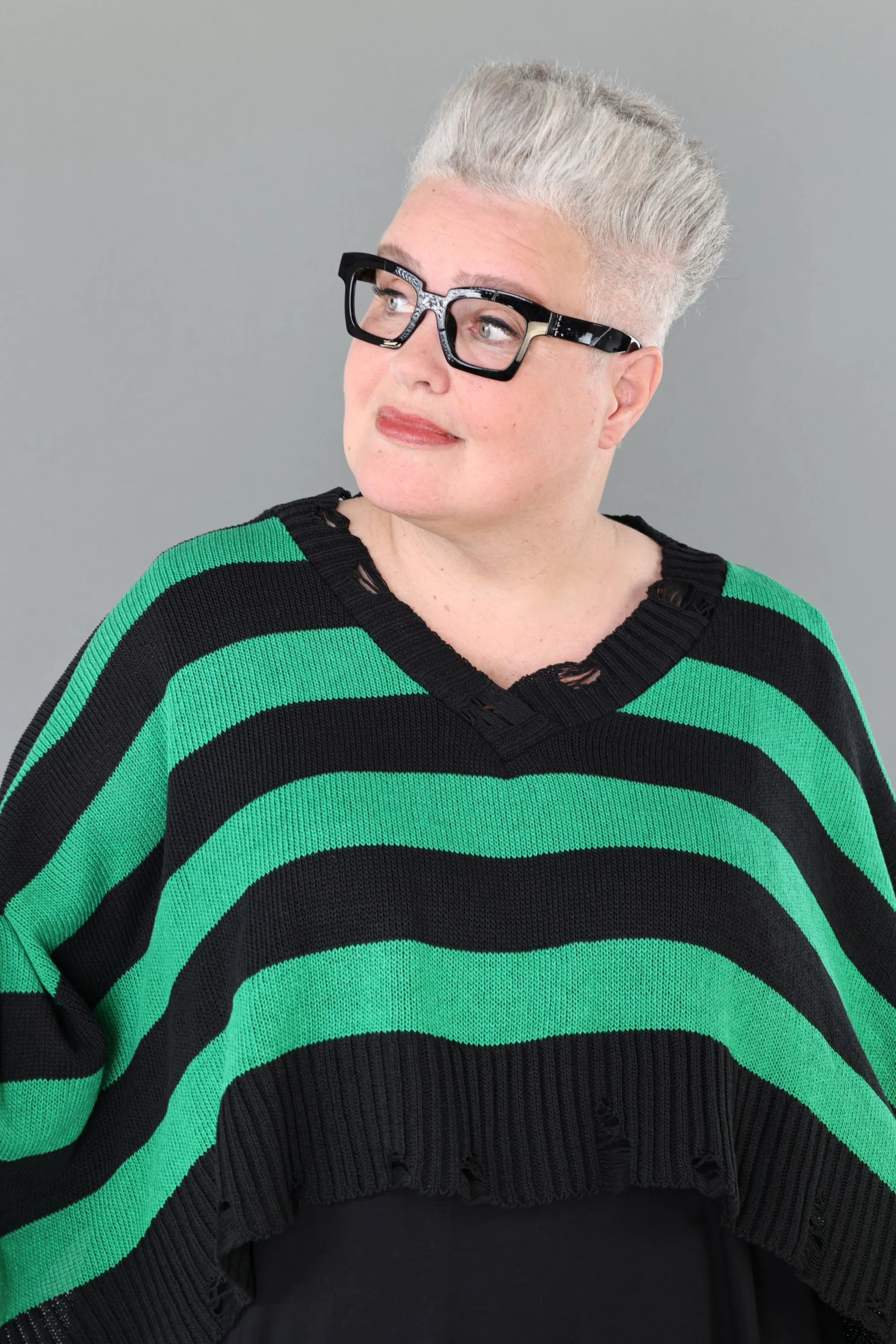  AKH Premium Überwurf in kastiger Form, aus Baumwolle, P1007.2537, Schwarz/Grün, Schick