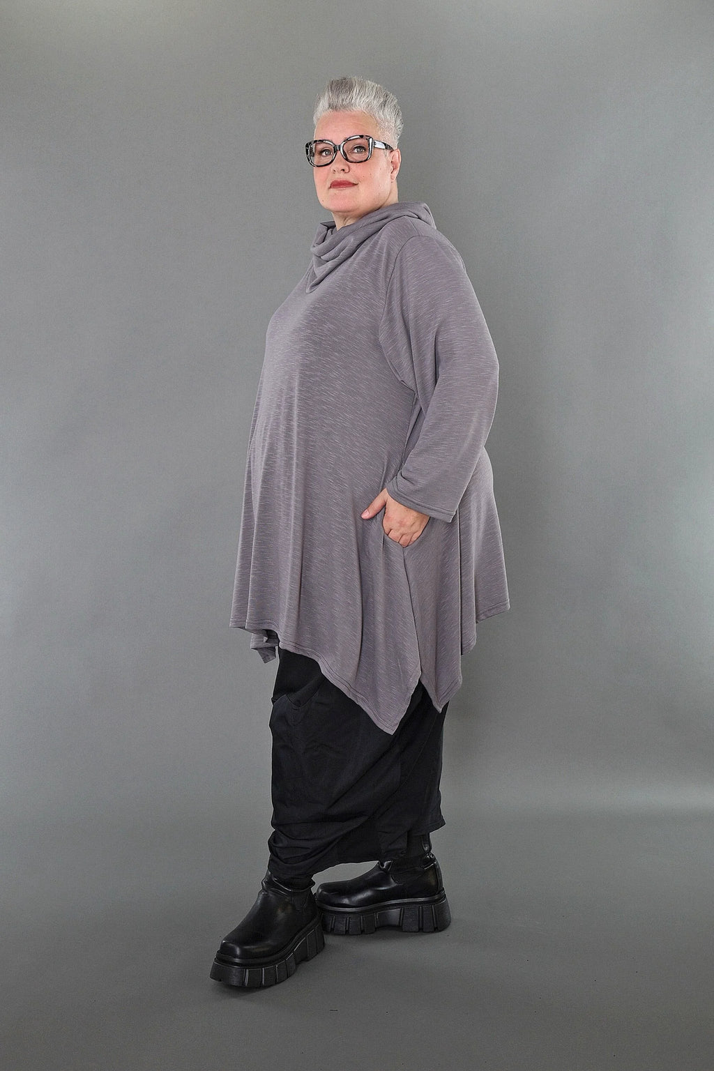 A-Form Bigshirt von AKH Premium aus Viskose, P1008.3371, Hellgrau, Ausgefallen, Zeitlos