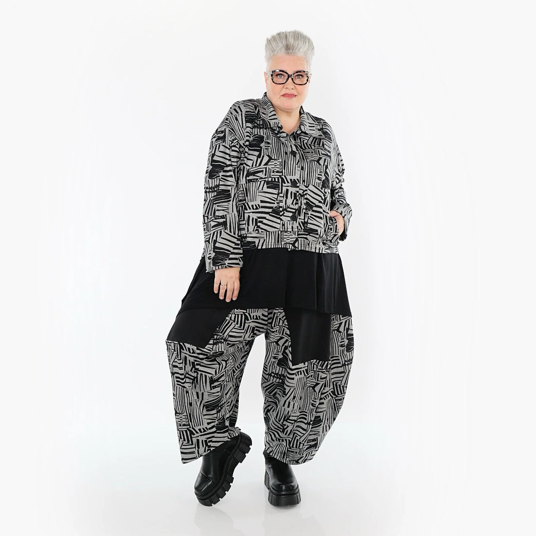  Ballonhose von AKH Premium aus Viskose, P1014.6883, Schwarz/Grau, Streifen, Ausgefallen