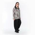  AKH Premium Bluse in gerundeter Form, aus Polyester, P1018.7151, Ecru/Braun/Schwarz