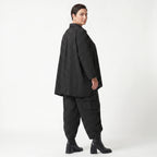 Luftig leichte A-Form Bluse im lässigen Lagenlook mit ausgefallenem Punktedesign, Schwarz/Weiß