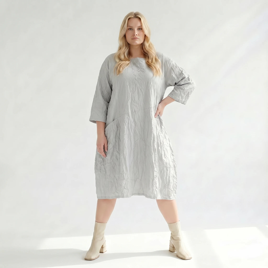 Ausgefallenes Oversize Ballon Kleid im luftigen Lagenlook mit stilvollem Crash Effekt, Grau