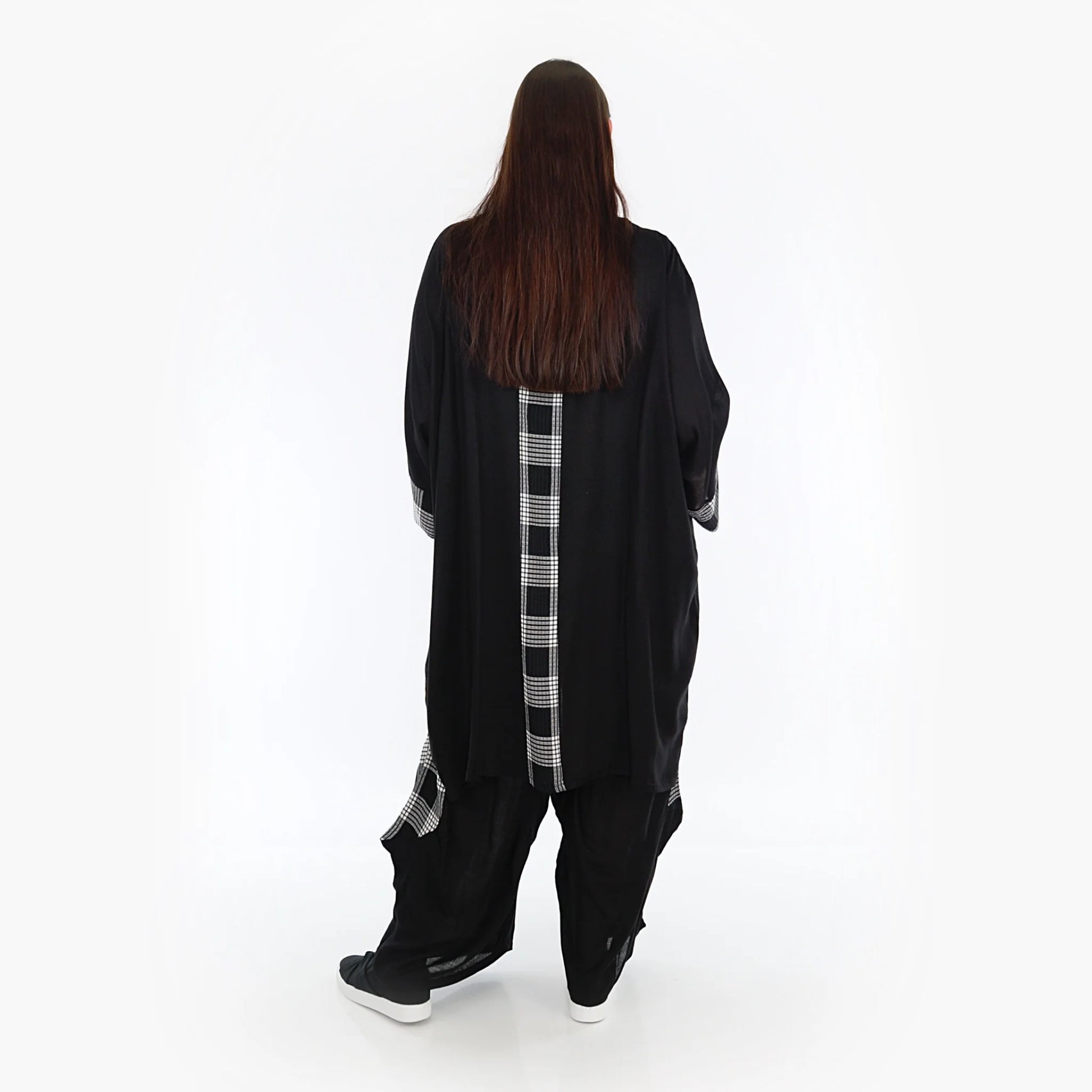  Bigshirt von AKH Fashion aus Viskose in kastiger Form, 1269.06925, Schwarz-Grau-Weiß, Schick