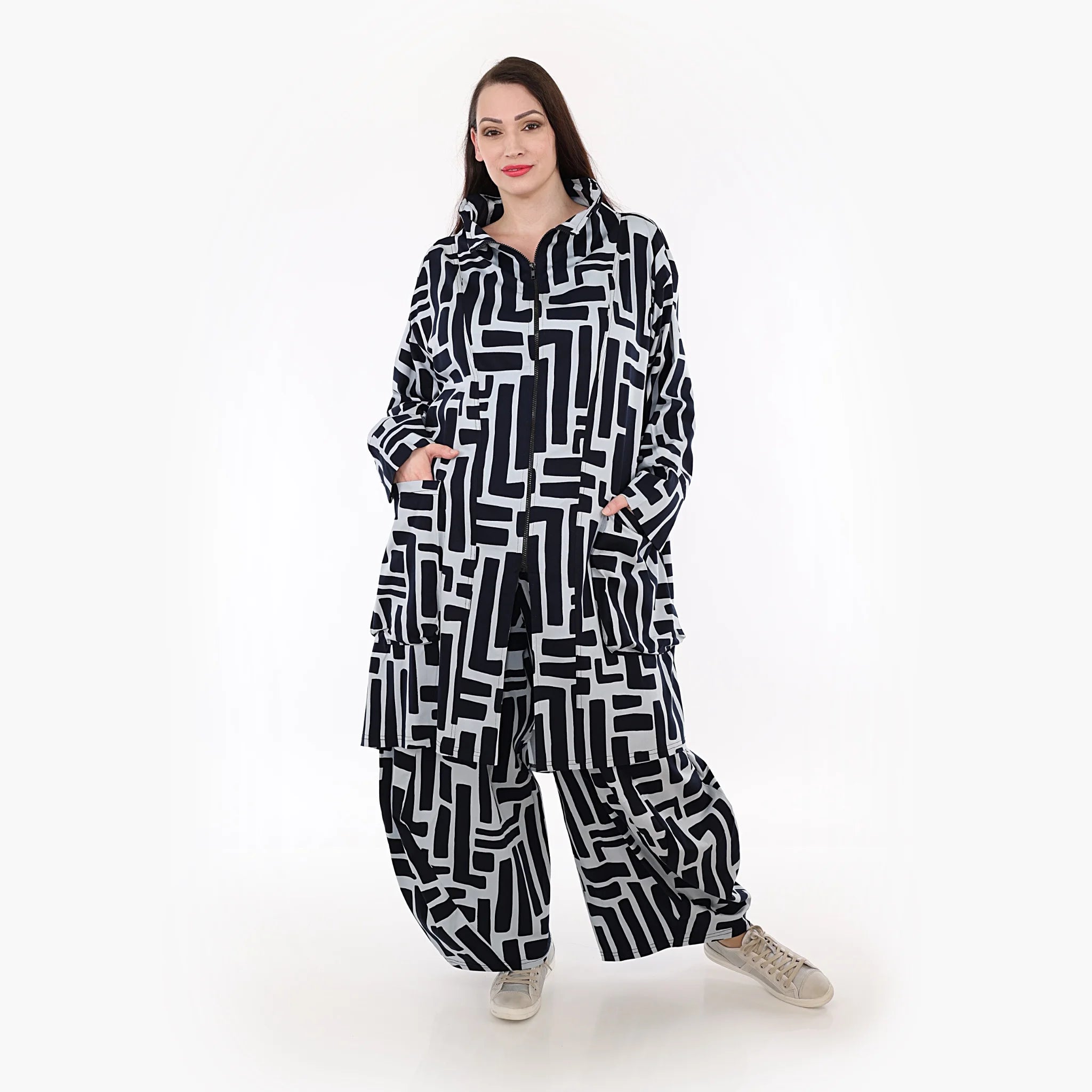  AKH Fashion Mantel in Vokuhila-Form, aus Viskose, 1318.02276, Marine-Hellblau, Schick