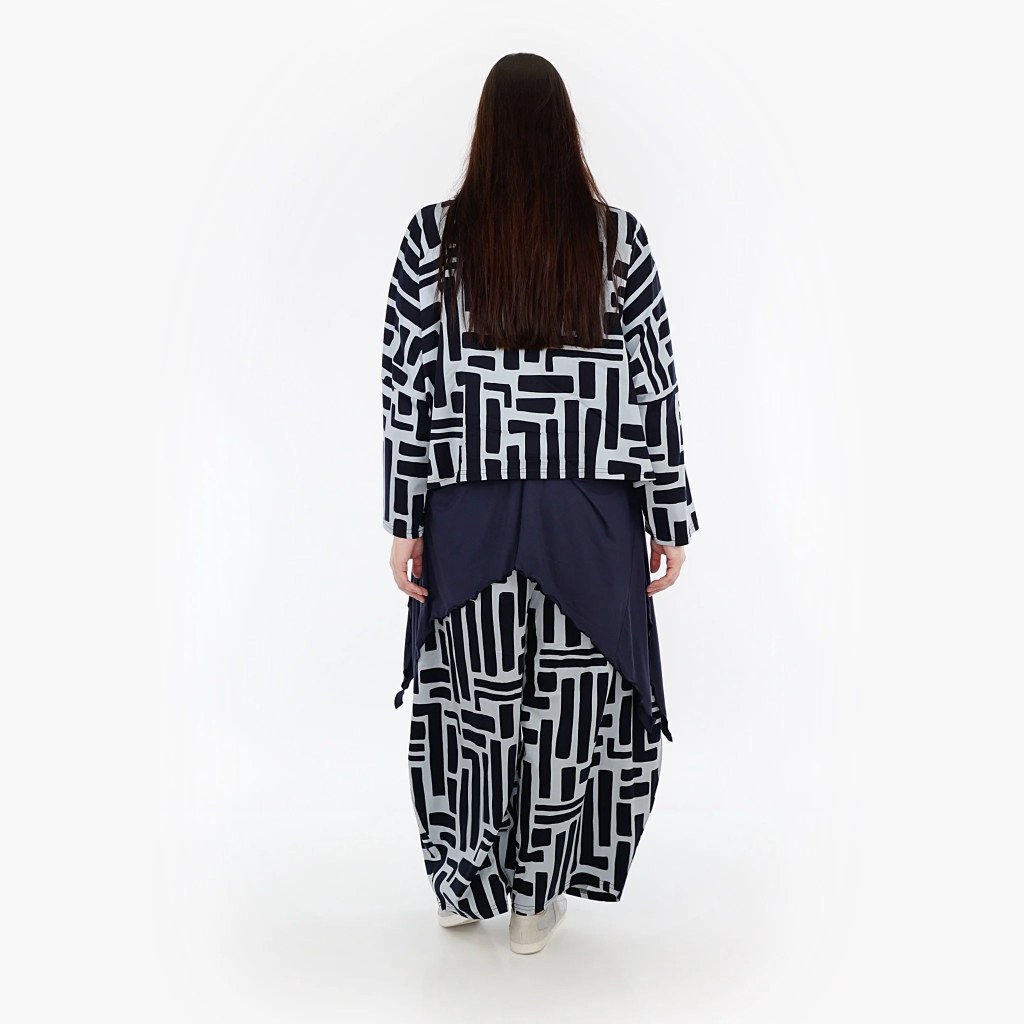  AKH Fashion Jacke in kastiger Form, aus Viskose, 1318.06929, Marine-Hellblau, Schick