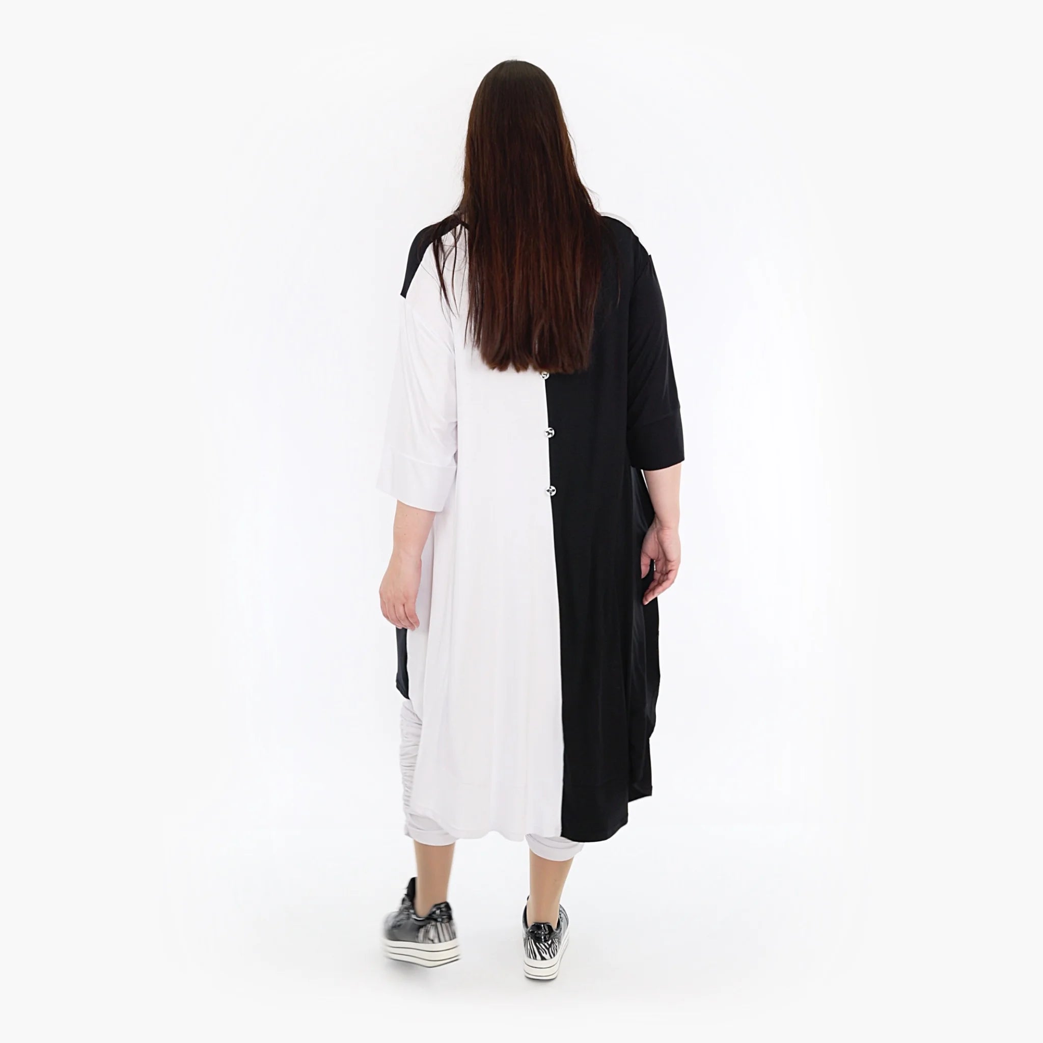  AKH Fashion Bigshirt in gerundeter Form, aus Viskose, 1321.06892, Schwarz-Weiß, Schick