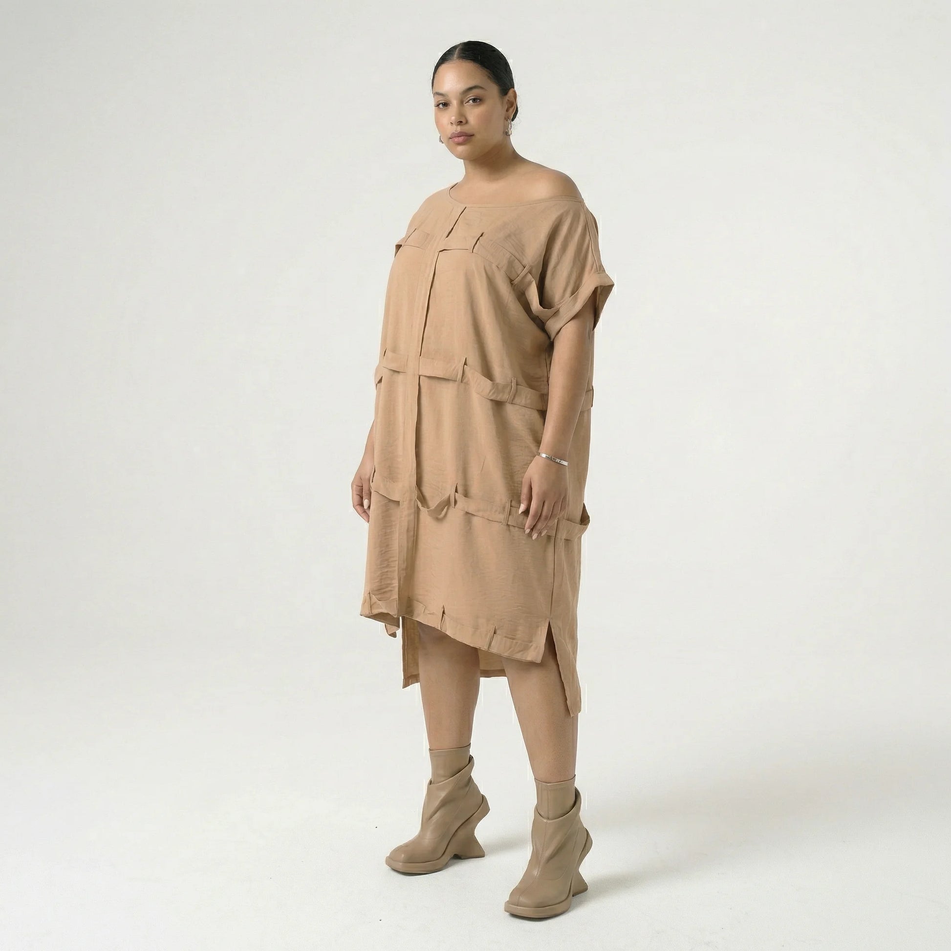  Bukezy Kleid in gerader Form, aus Baumwolle, 1654, Beige, Ausgefallen, Zeitlos, Schick
