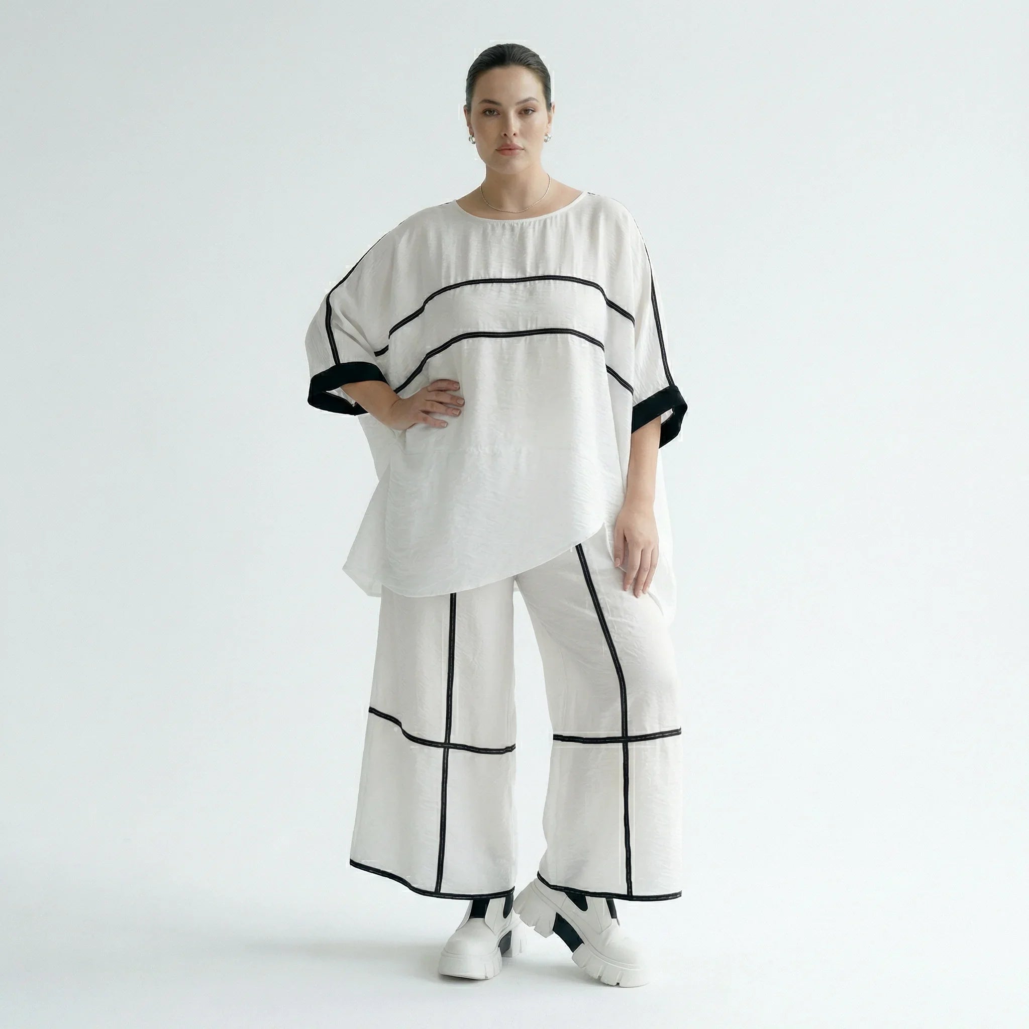 Damen Oversize Set Maxlive Weiß mit Shirt & Culotte Hose, Viskose-Mix, Kontraststreifen, EU 38 bis 60, Made in Türkei