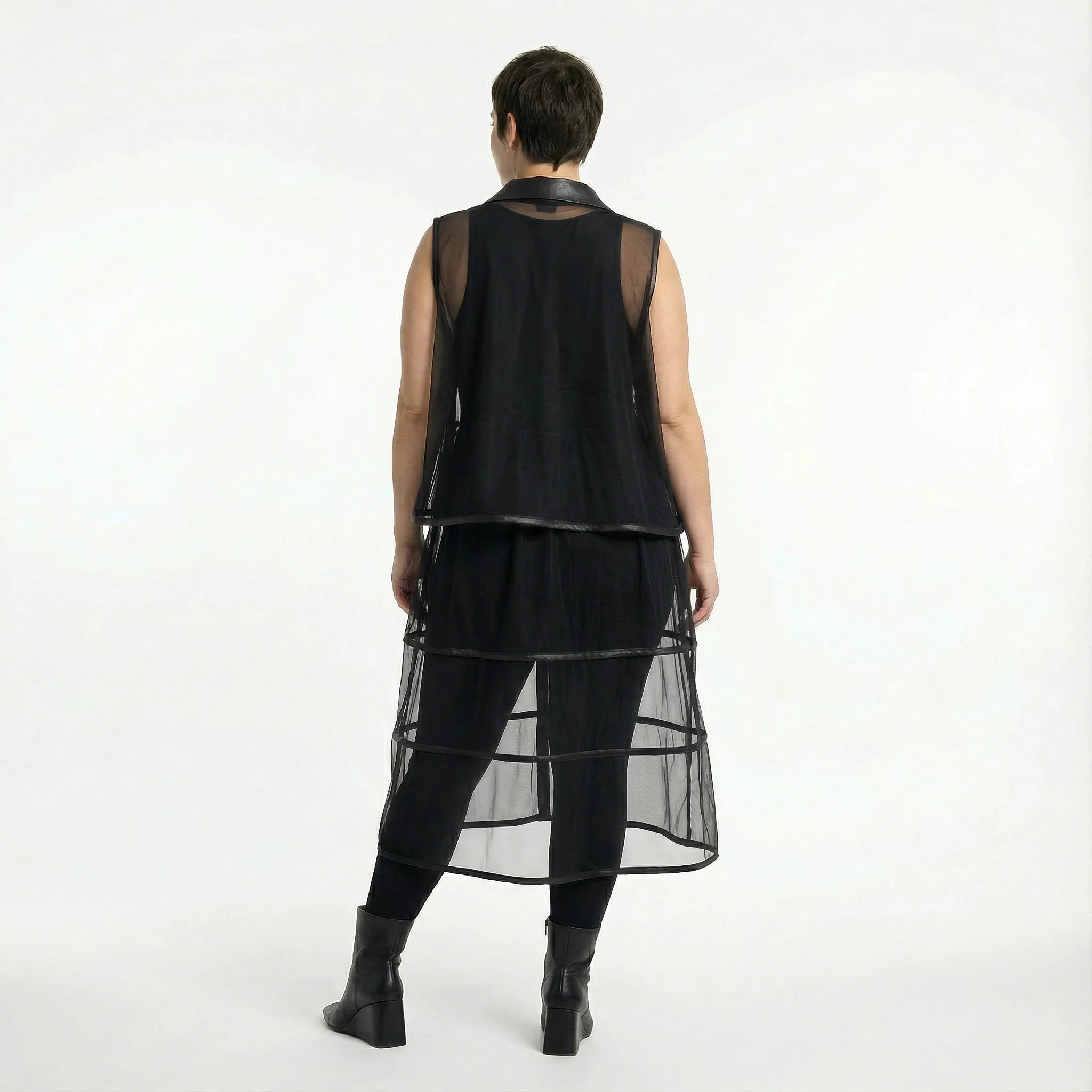  A-Form Weste von AKH Premium aus Materialmix, P1028.7120, Schwarz, Ausgefallen