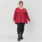 Rotes Langarmshirt mit fließender A-Linie aus weichem Stretchjersey gefertigt in Italien