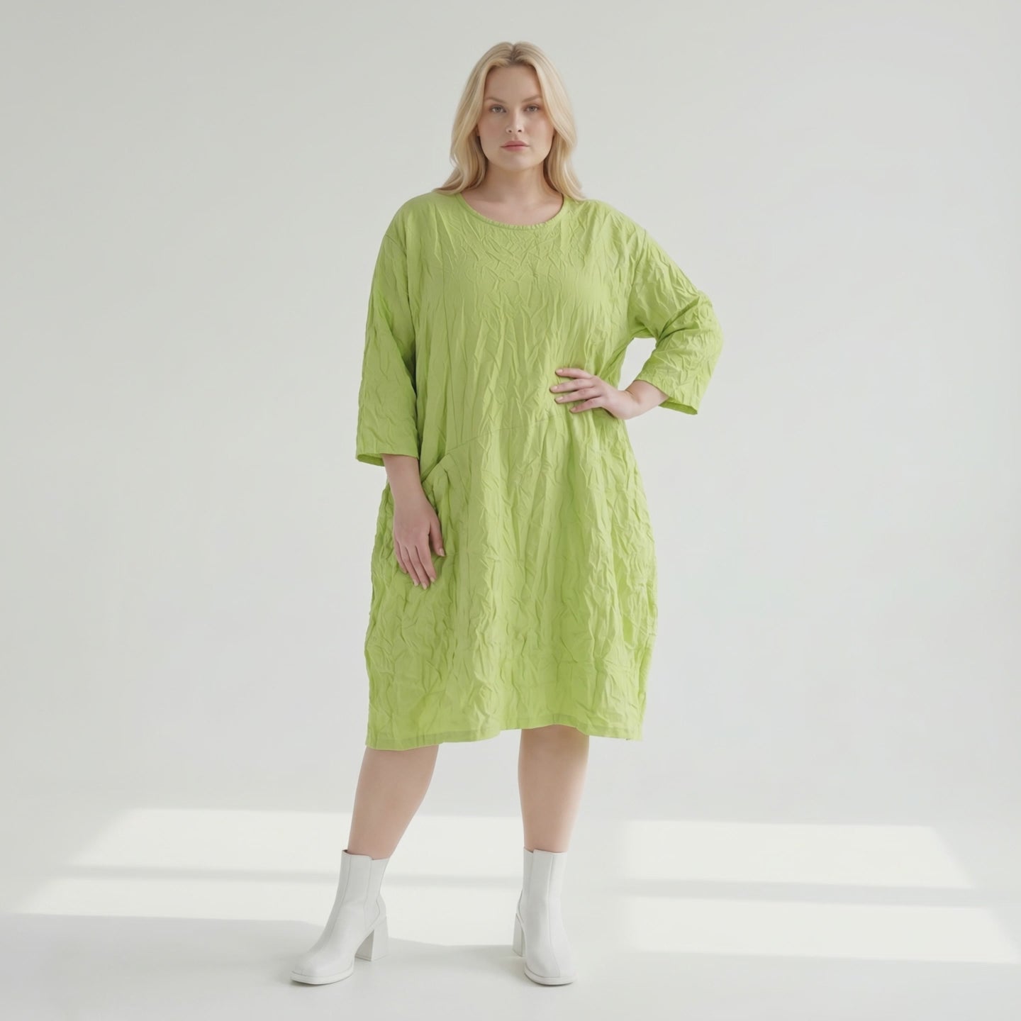 Luftiges Ballon Kleid im ausgefallenen Lagenlook aus leichter Popeline mit raffinierten Details, Apfelgrün