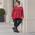 Rotes Langarmshirt mit fließender A-Linie aus weichem Stretchjersey gefertigt in Italien