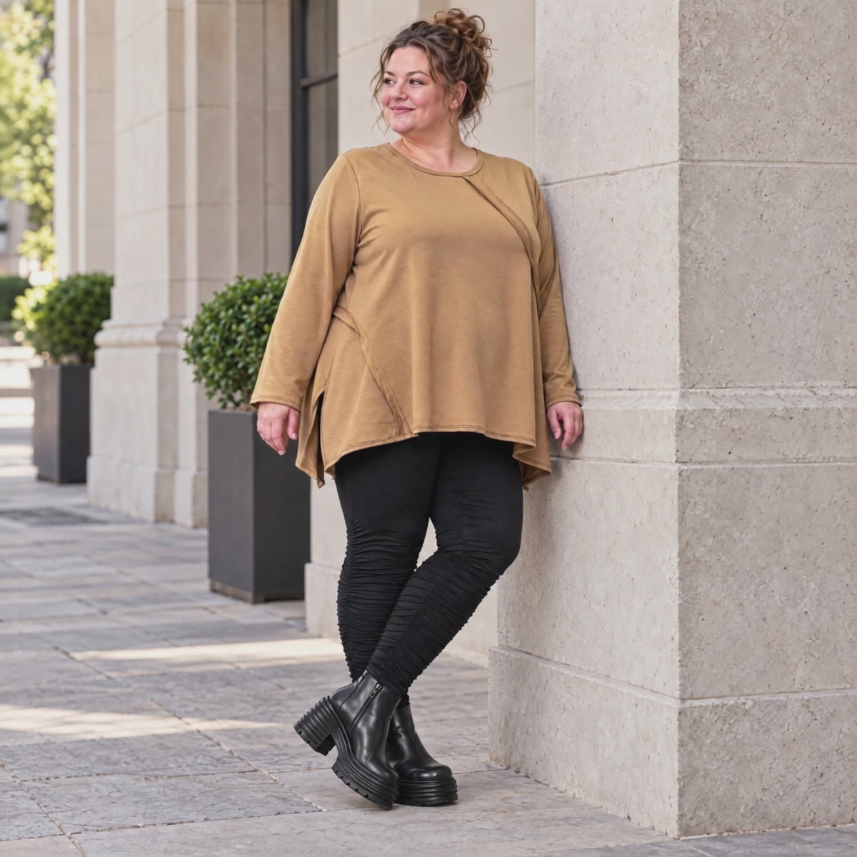 Langarmshirt in Camel mit weiter A-Linie aus weichem Stretchjersey für Alltagslooks