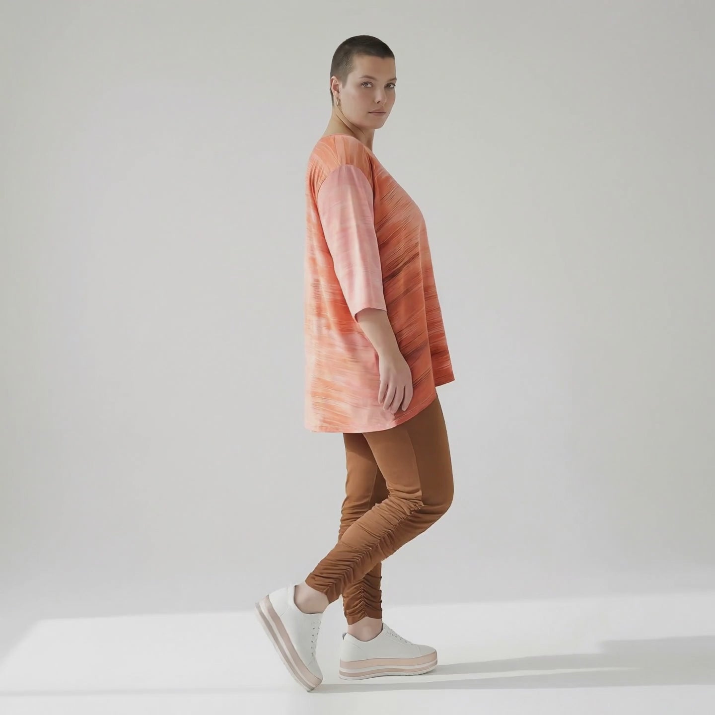 A-Form Bigshirt von AKH Fashion aus Viskose, 1249.00593, Koralle-Orange, Batik, Schick