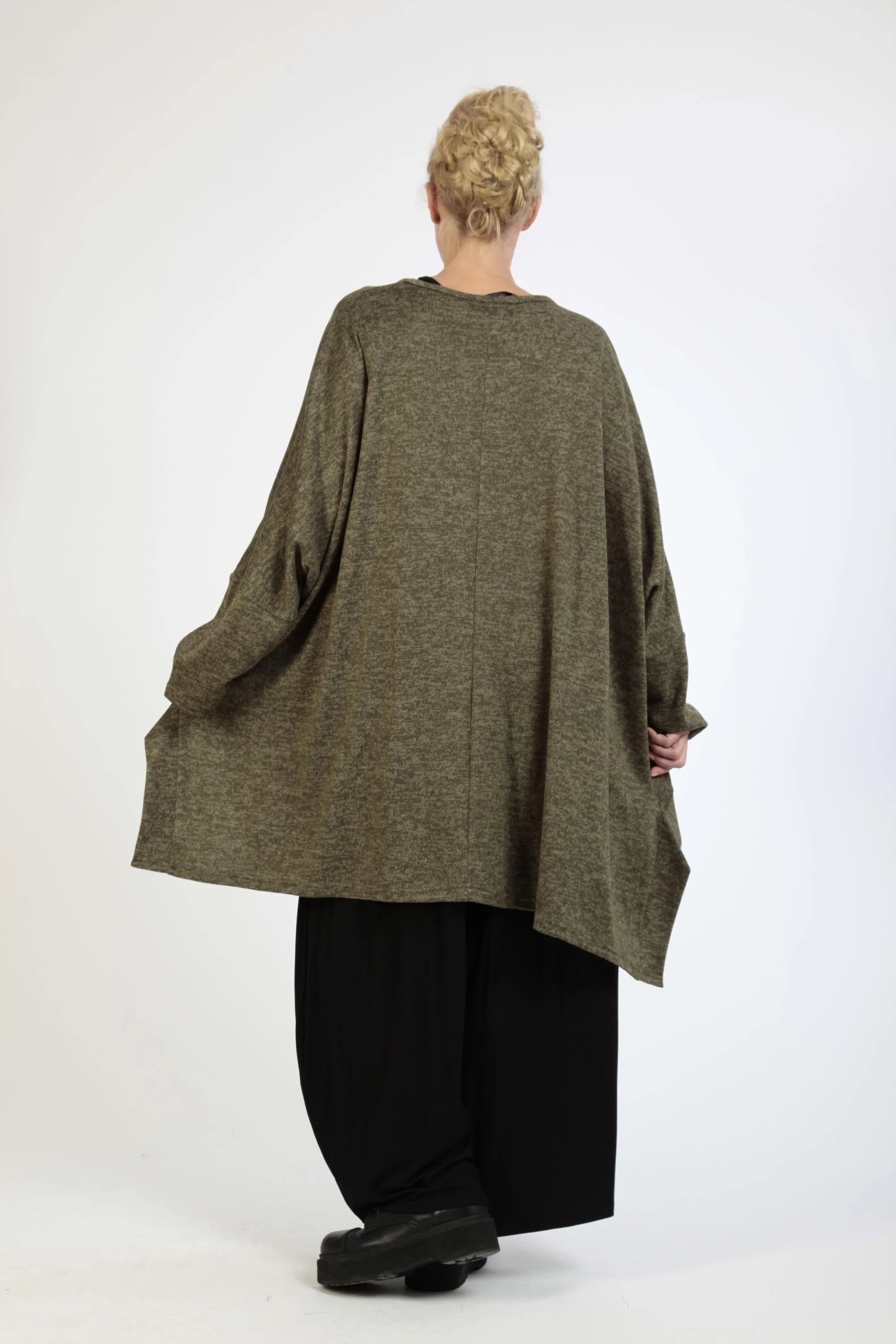  AKH Fashion Bigshirt in Vokuhila-Form, aus Polyester, 1179.06861, Olive, Meliert, Schick