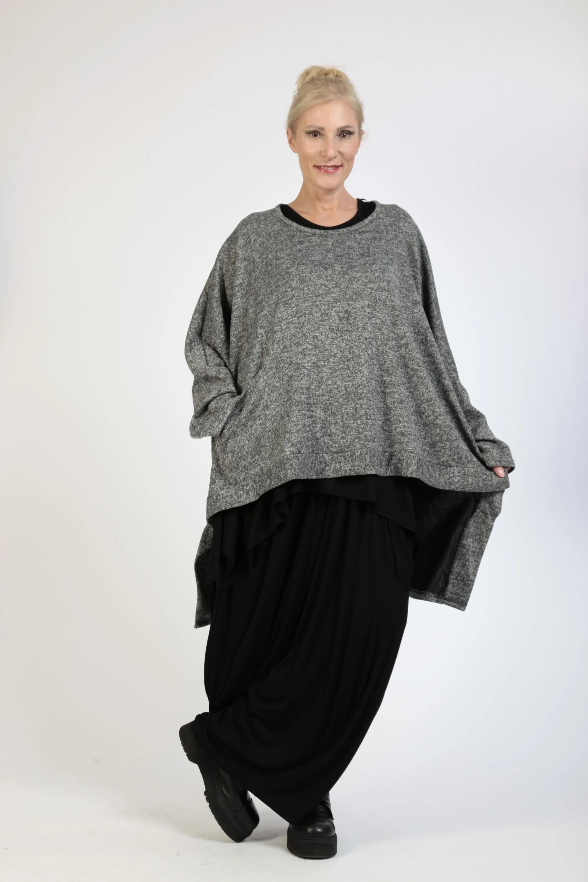  AKH Fashion Bigshirt in Vokuhila-Form, aus Polyester, 1179.06861, Grau, Meliert, Schick