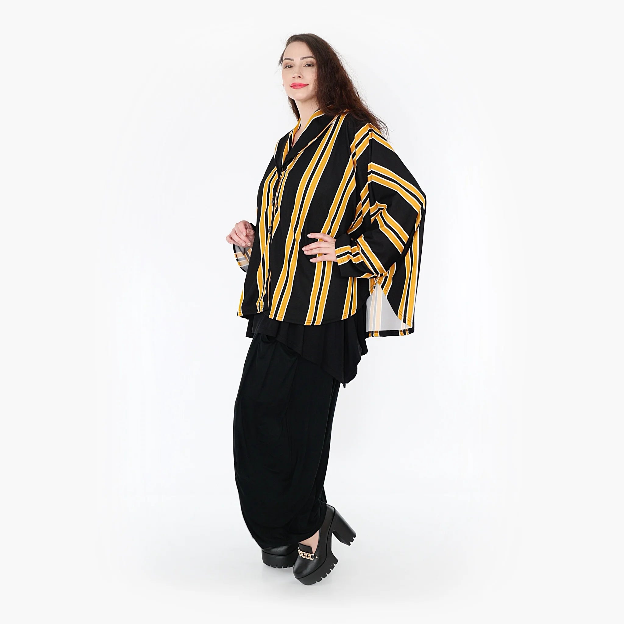  AKH Fashion Jacke in gerundeter Form, aus Materialmix, 1331.00140, Gelb-Schwarz-Weiß