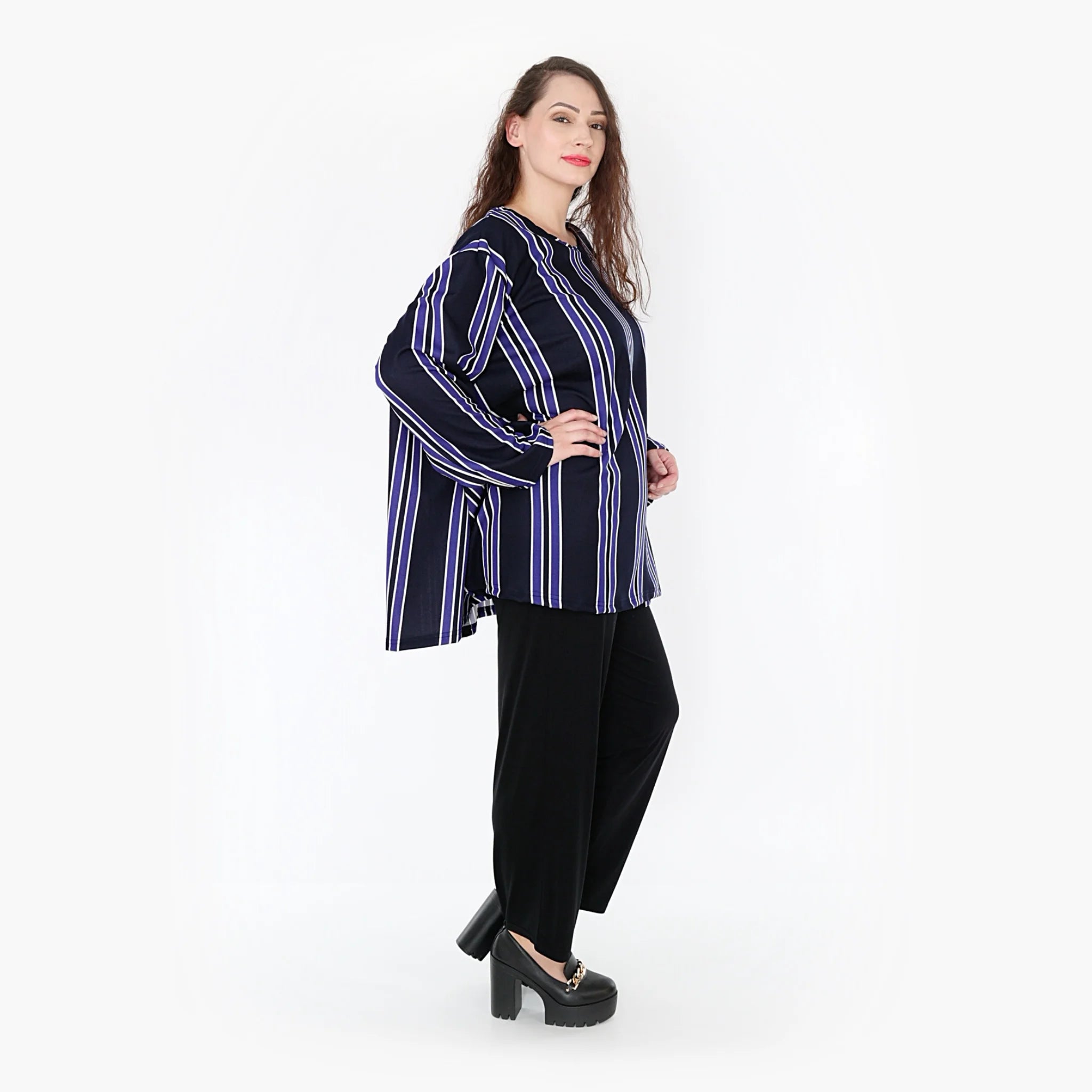  A-Form Bigshirt von AKH Fashion aus Materialmix, 1331.00593, Blau-Marine-Weiß, Schick