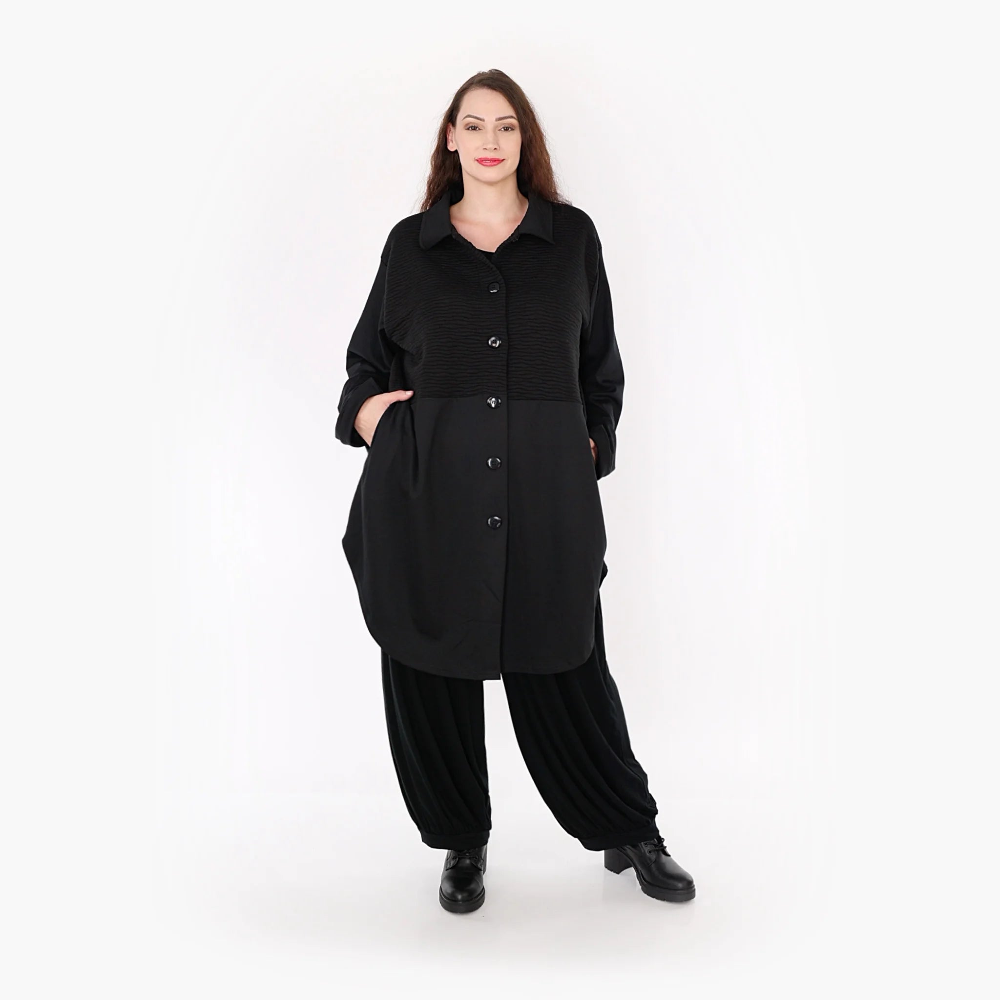  AKH Fashion Bluse in gerundeter Form, aus Materialmix, 1347.06881, Schwarz, Wellen