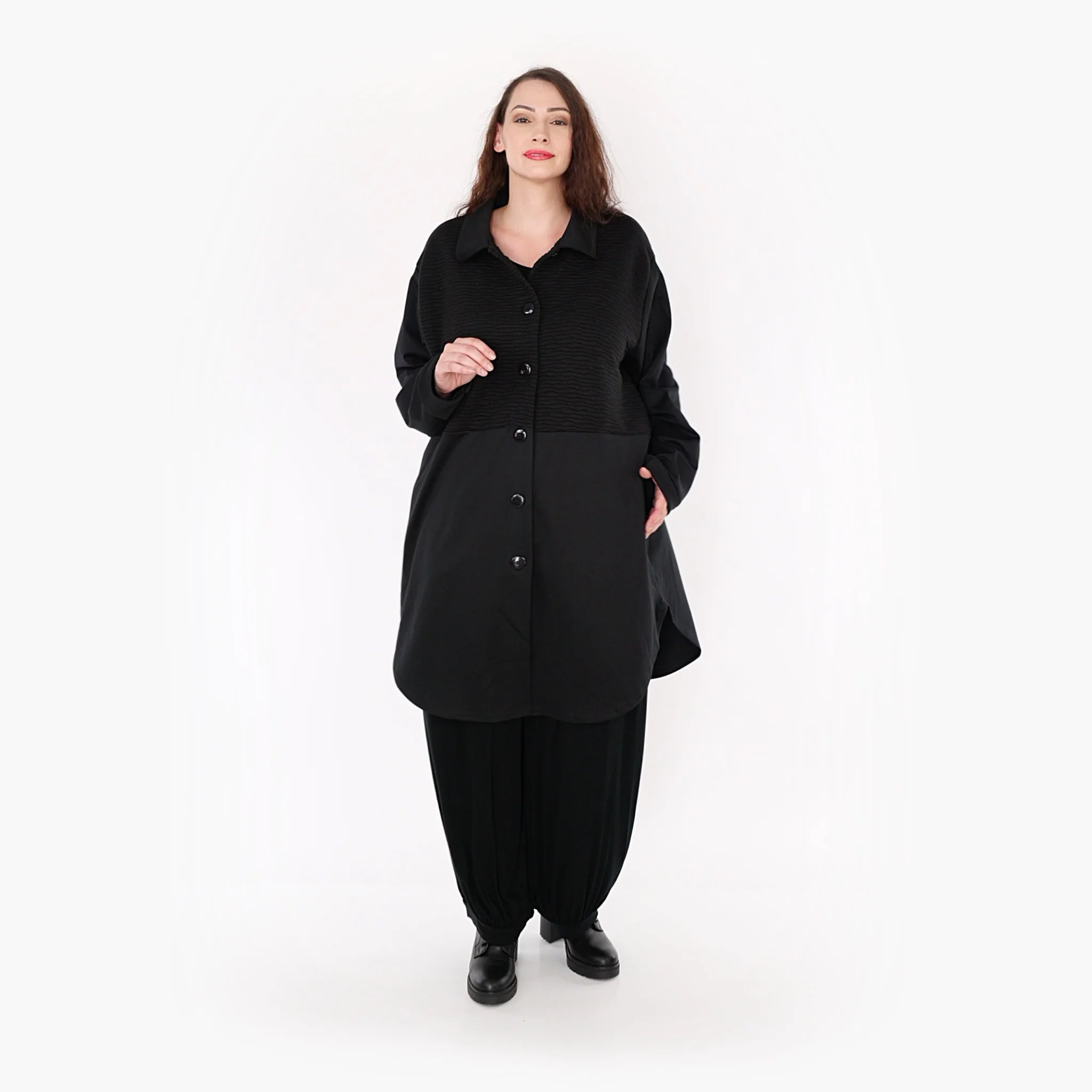  AKH Fashion Bluse in gerundeter Form, aus Materialmix, 1347.06881, Schwarz, Wellen