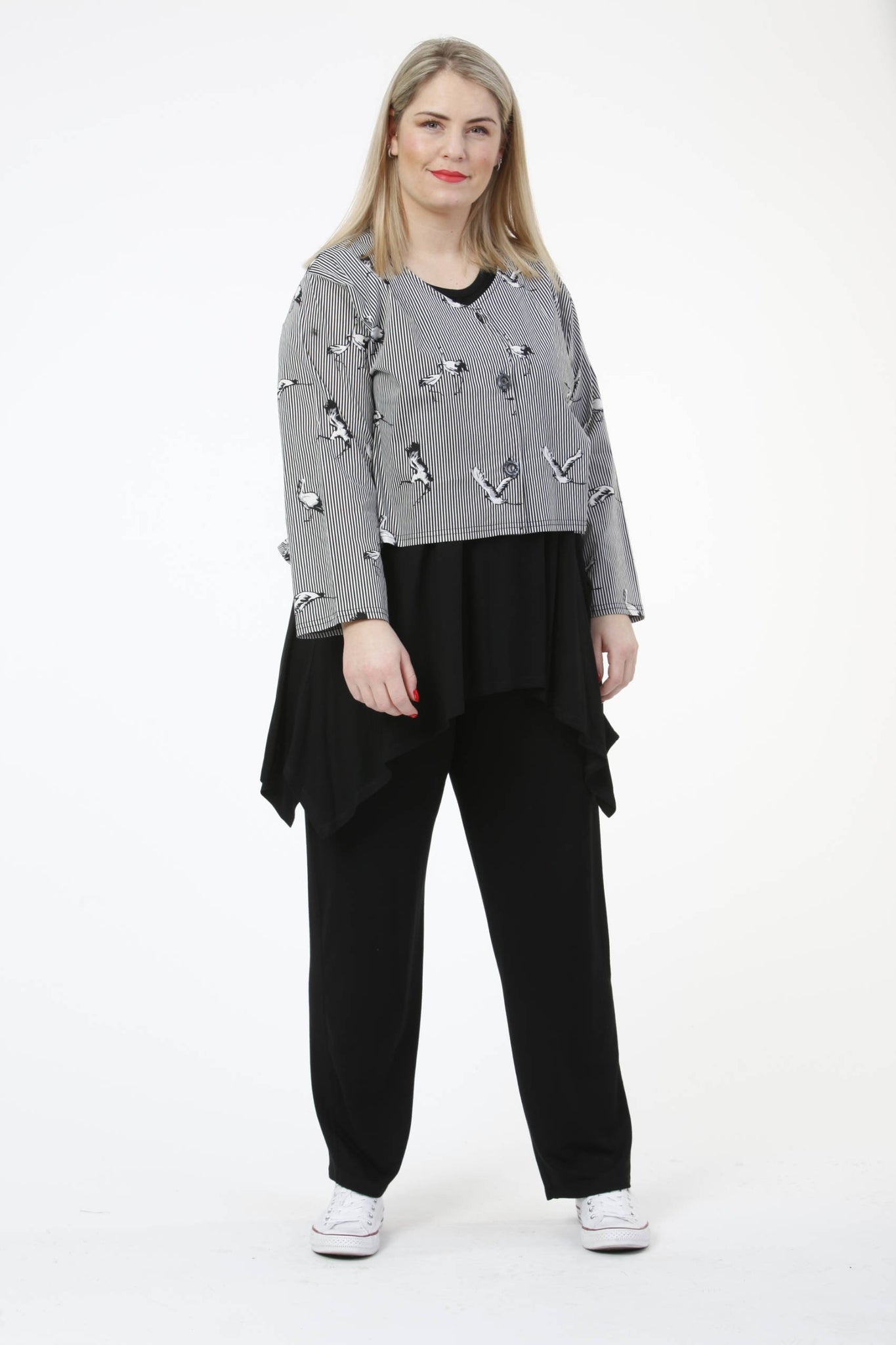  AKH Fashion Jacke in gerundeter Form, aus Baumwolle, 0453.06073, Schwarz-Weiß, Streifen