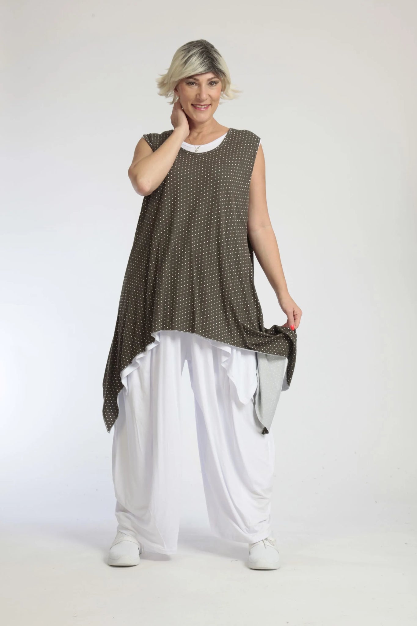  Zipfel Top von AKH Fashion aus Viskose, 1047.01827, Taupe-Punkte-Klein, Punkte, Schick