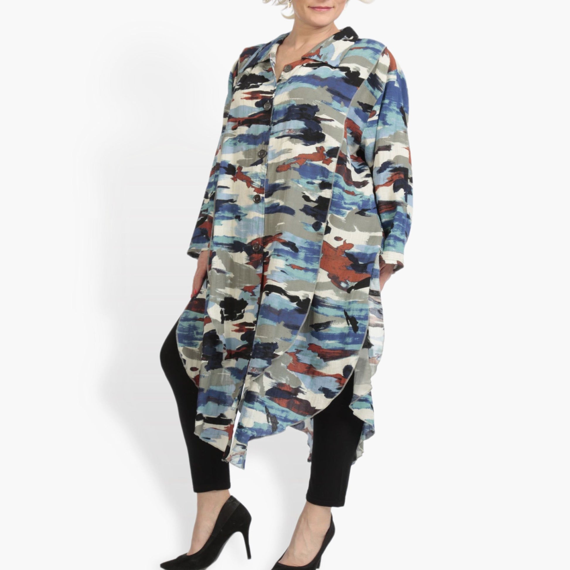  Stylische Plus-Size Jacke im Lagenlook mit modischem Camouflage-Muster in Blau-Multi