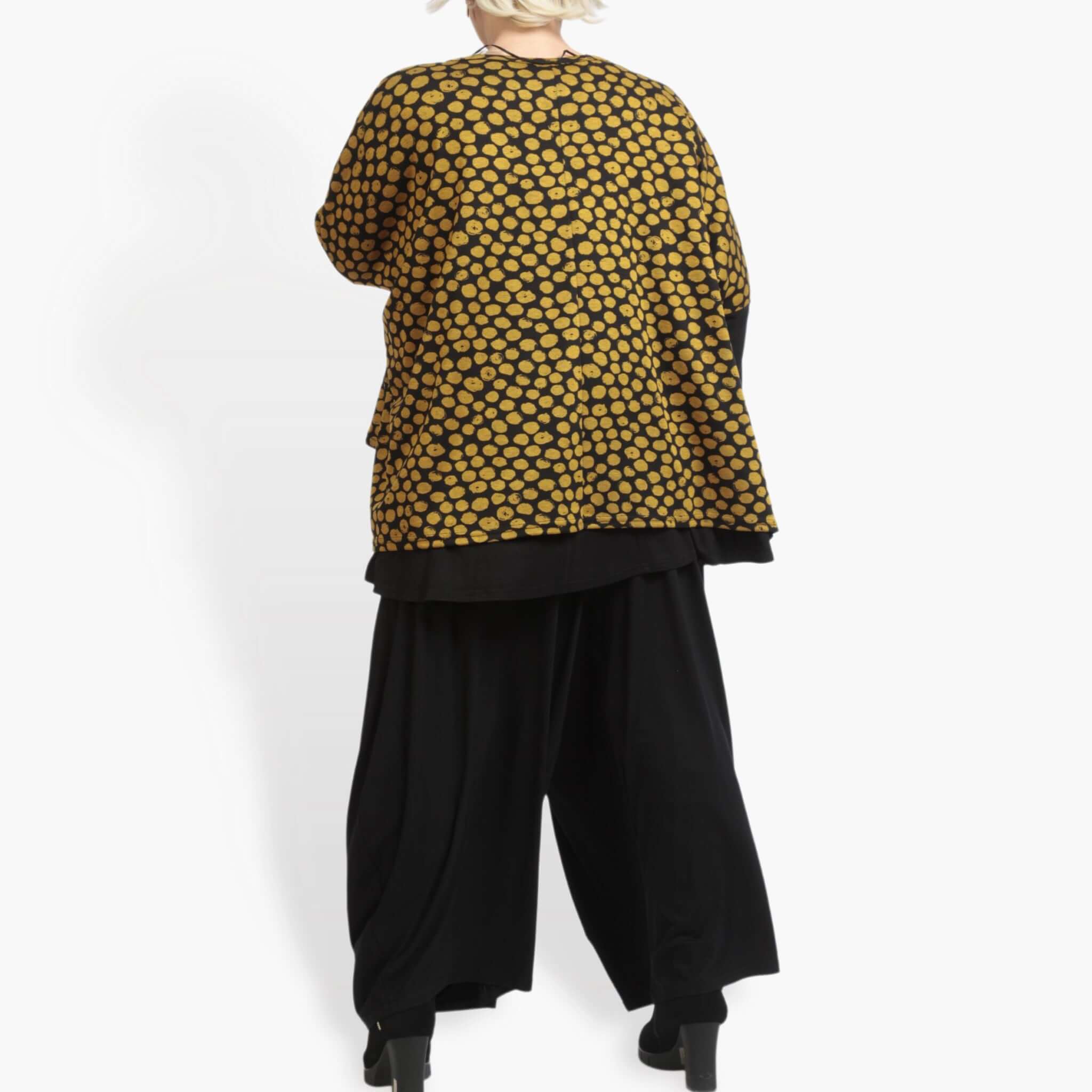  AKH Fashion Bigshirt in kastiger Form, aus Viskose, 0911.06721, Schwarz-Gelb, Punkte, Schick