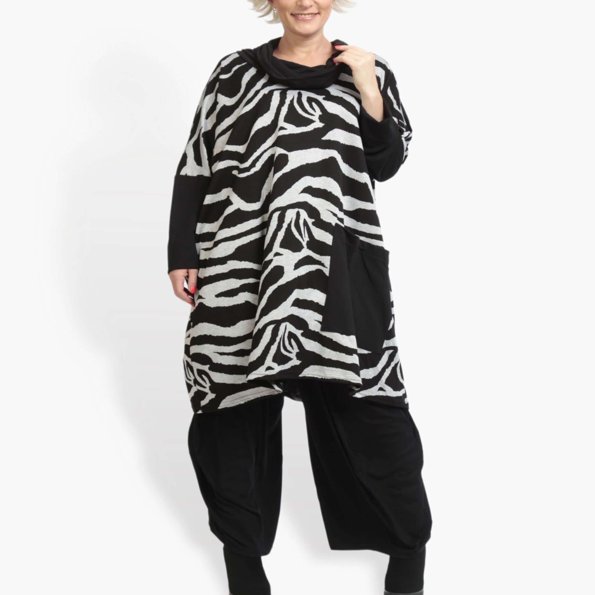  AKH Fashion Bigshirt in kastiger Form, aus Viskose, 0916.06807, Schwarz-Grau, Zebra, Schick