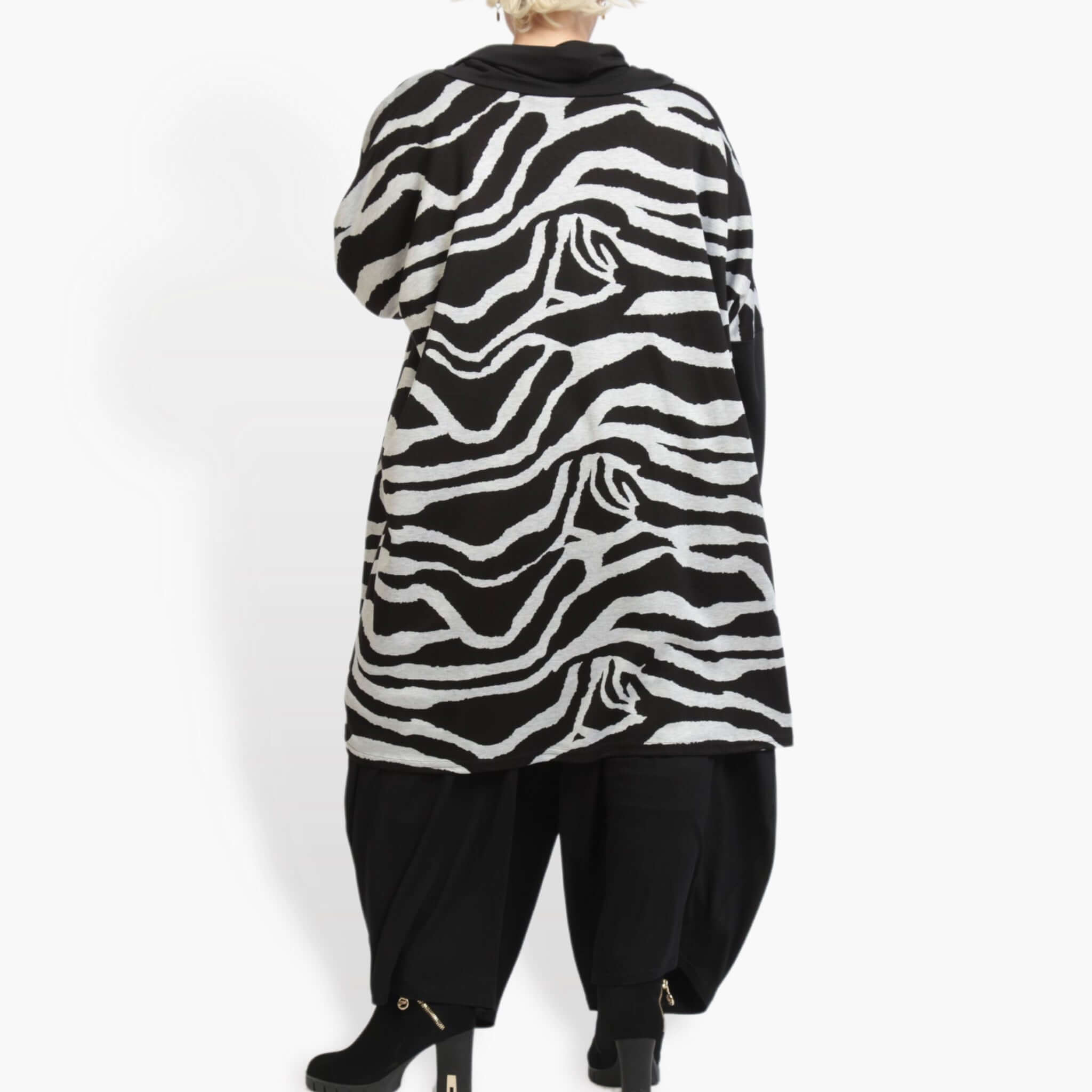  AKH Fashion Bigshirt in kastiger Form, aus Viskose, 0916.06807, Schwarz-Grau, Zebra, Schick