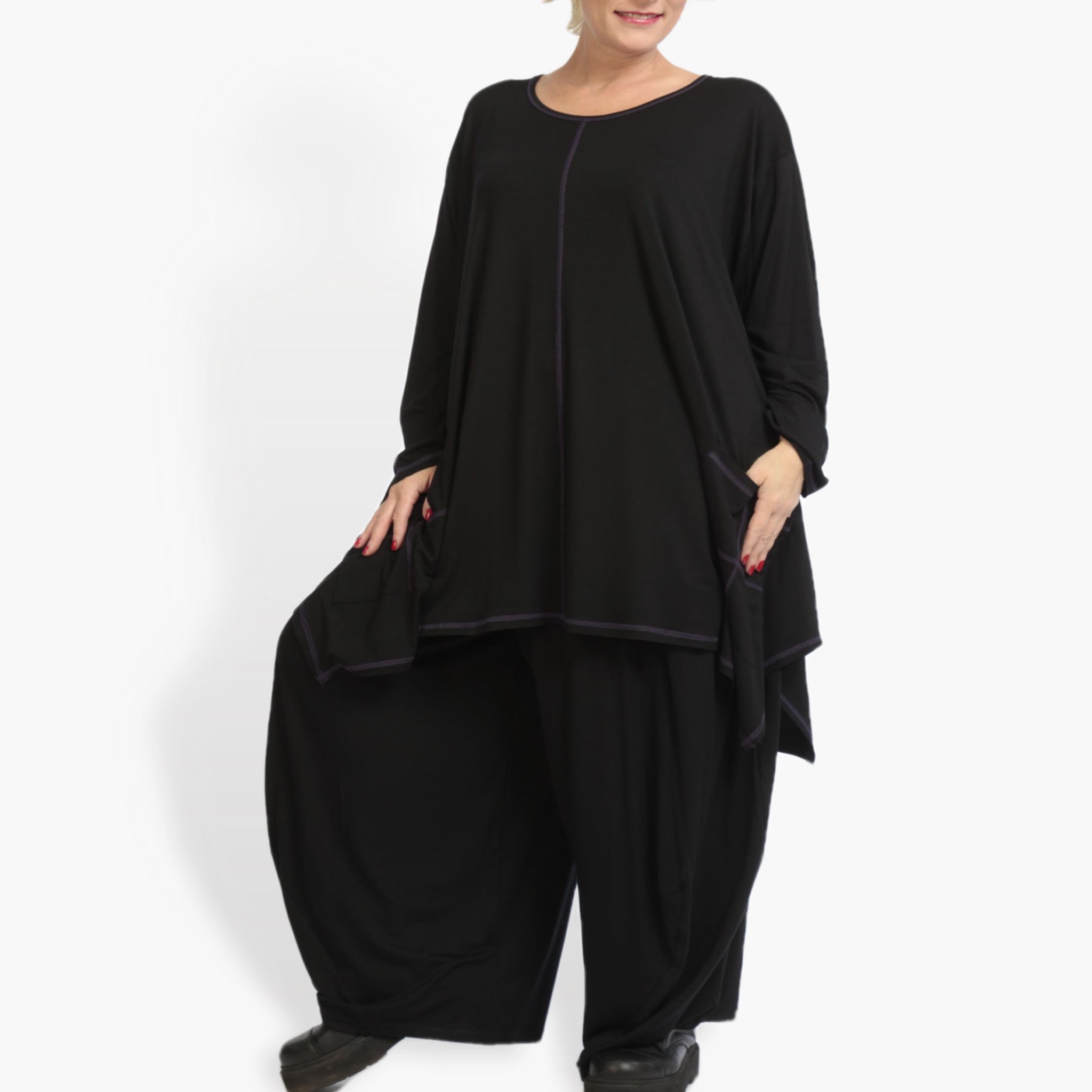  A-Form Bigshirt von AKH Fashion aus Viskose, 0933.06800, Schwarz-Aubergine, Schick, Modern