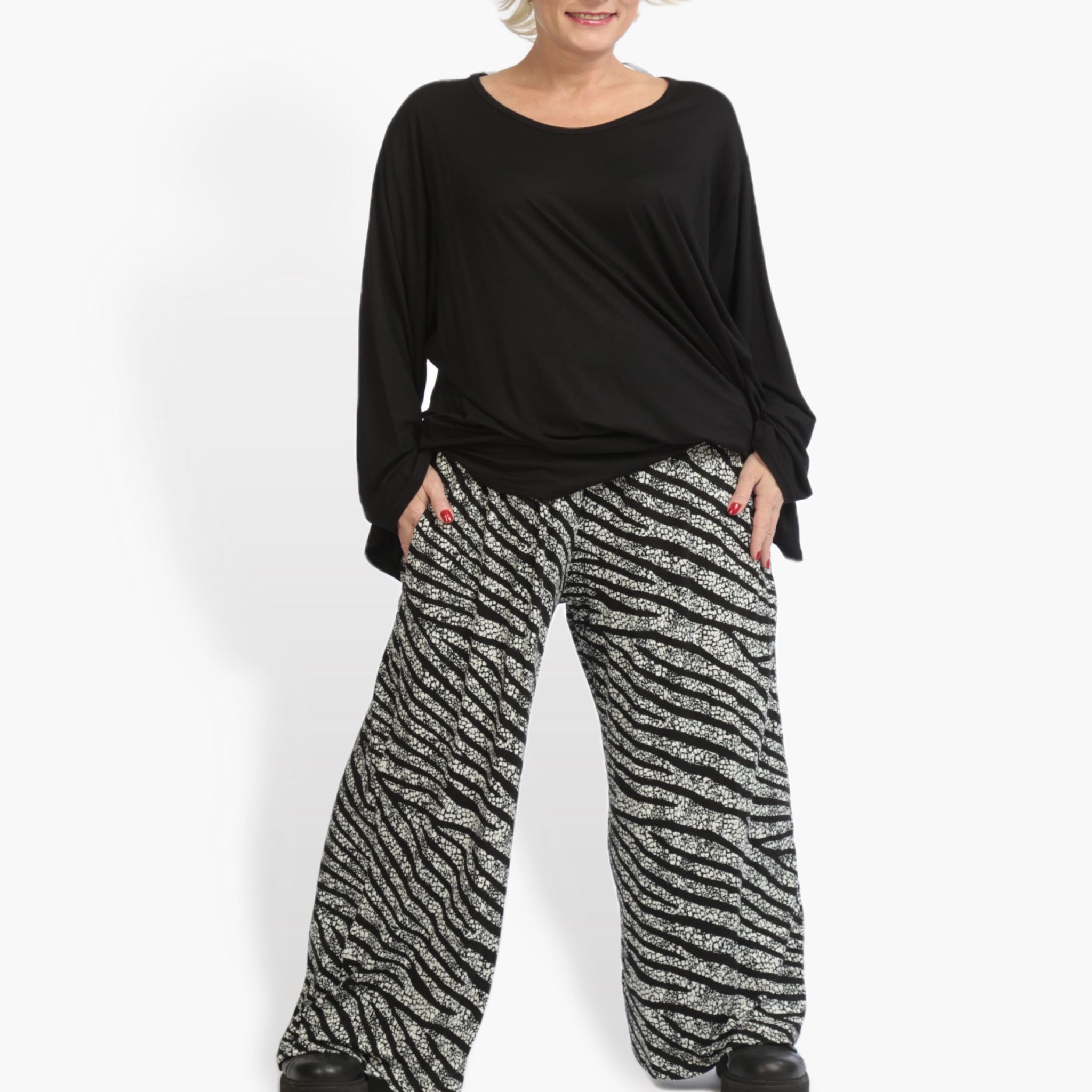  AKH Fashion Hose in gerader Form, aus Viskose, 0939.09442, Schwarz-Weiß, Streifen, Schick