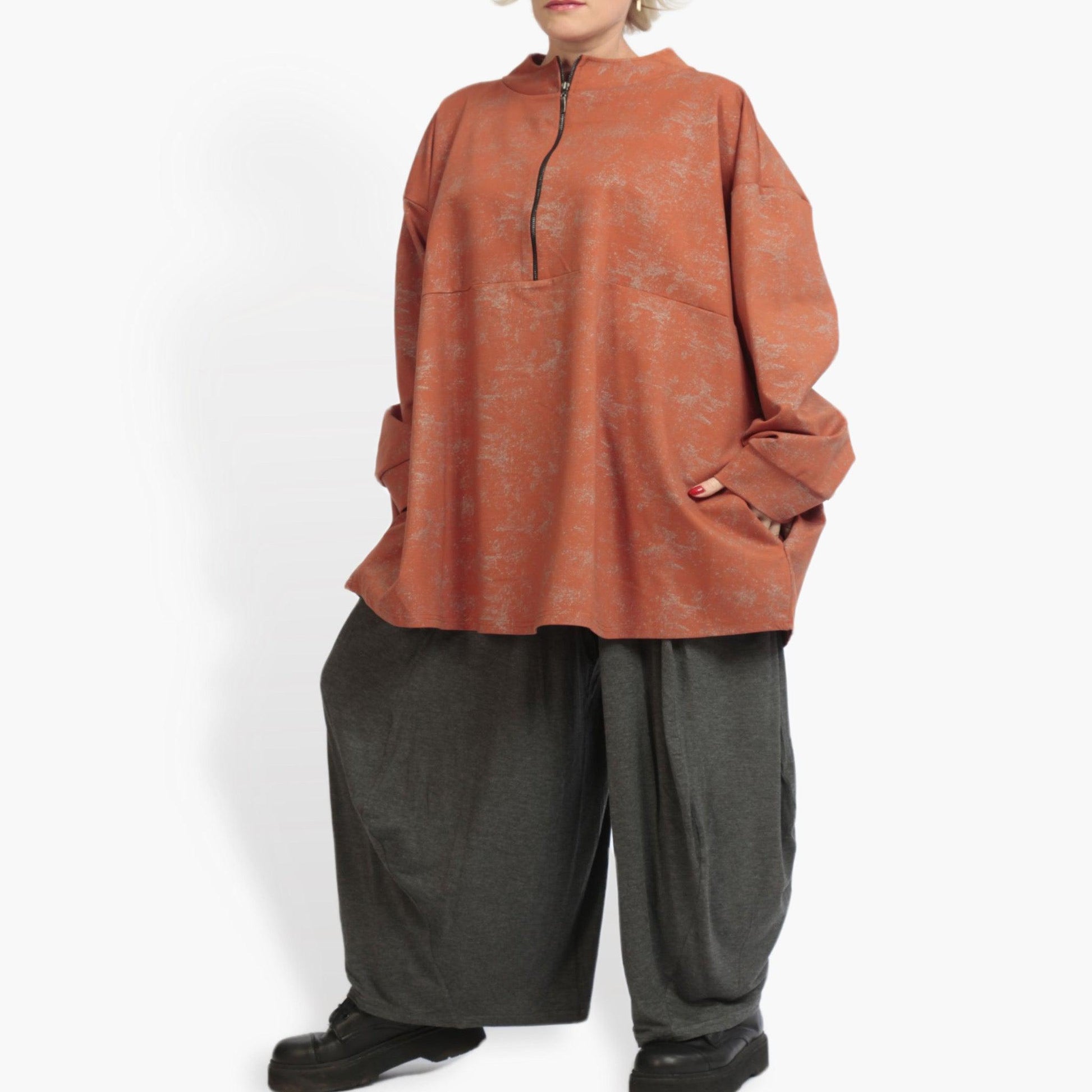  Kastiges Langarmshirt in hochwertigem Romanit Jersey in zeitlosem Terracotta für Plus Size