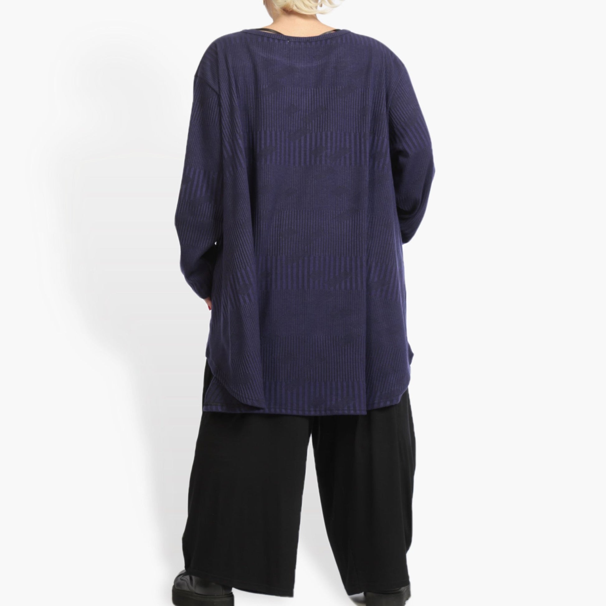  Oversize Damen Shirt im trendigen Lagenlook in lila mit Rundhalsausschnitt für cozy Styling