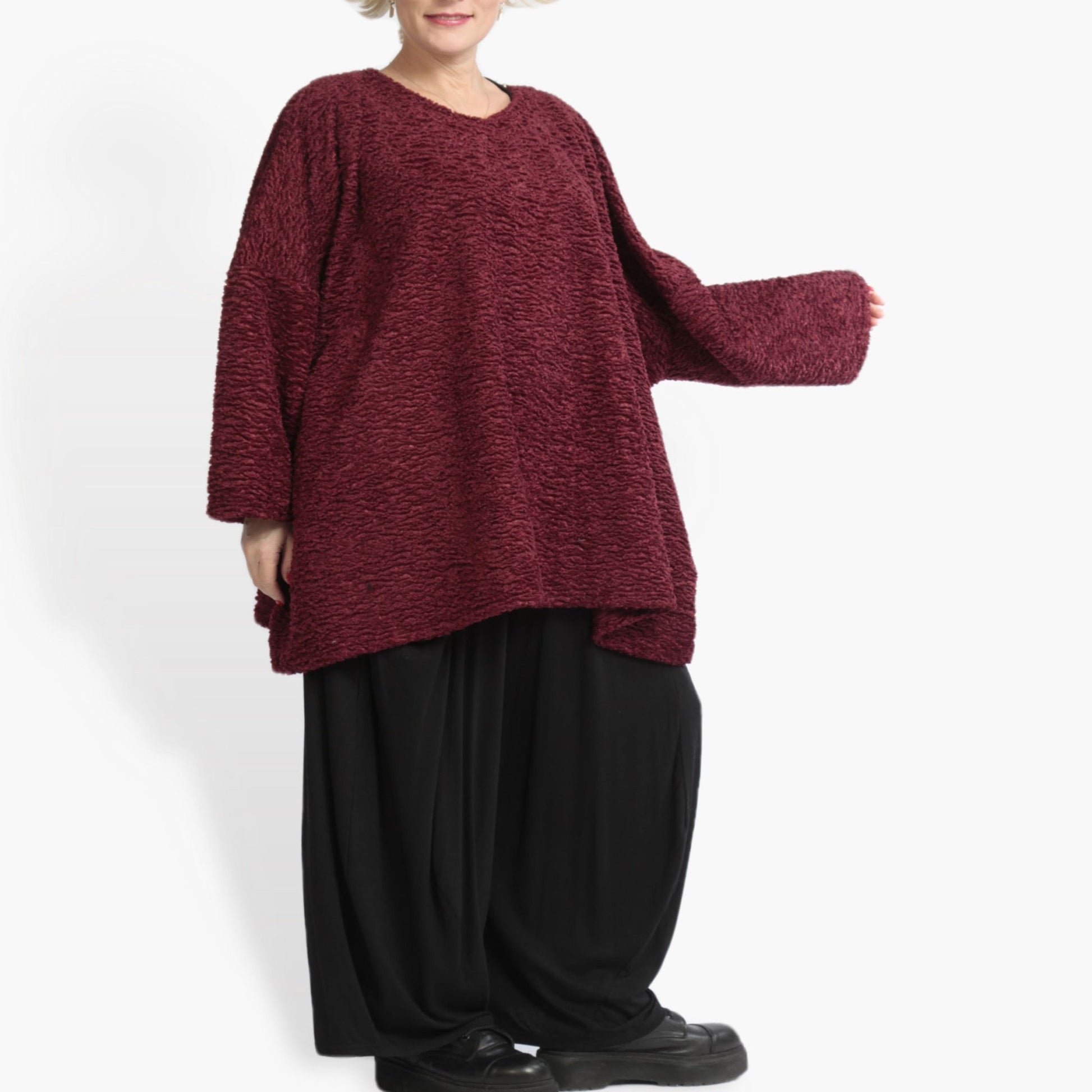  Kastiges Weinrot Shirt aus warmem Astrakan für lässigen Lagenlook in Plus Size