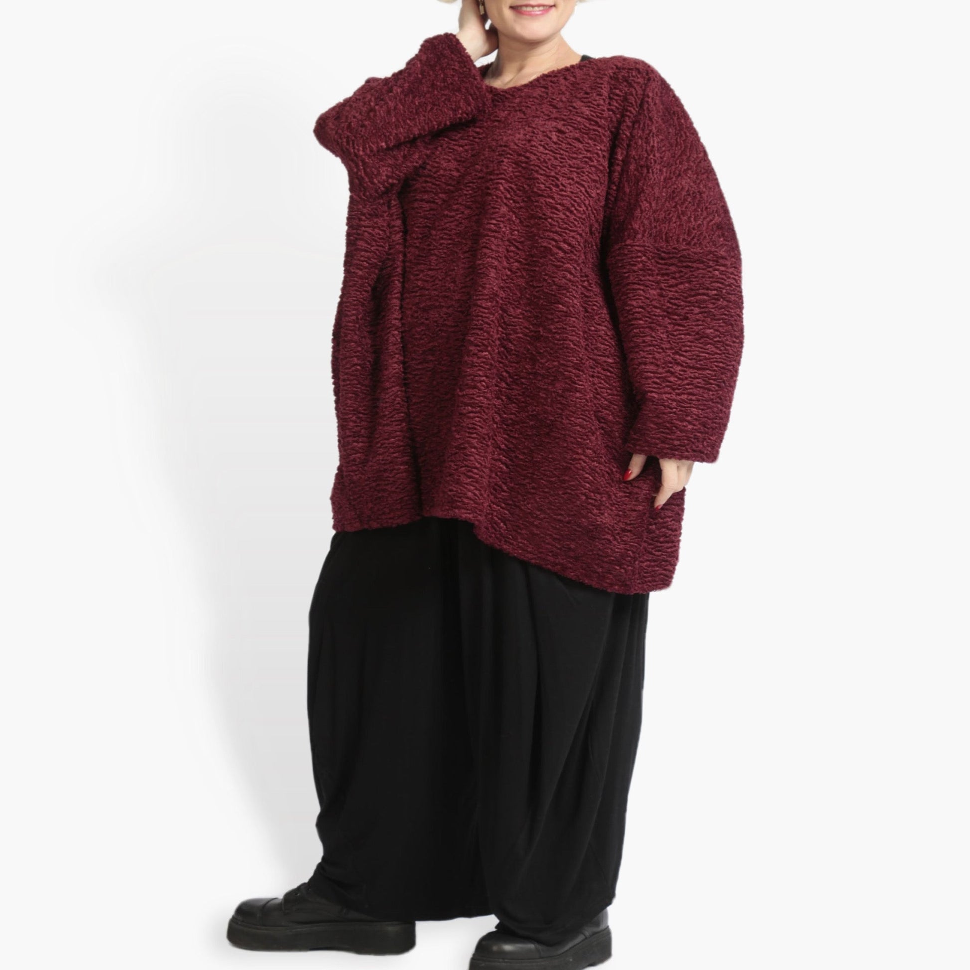  Kastiges Weinrot Shirt aus warmem Astrakan für lässigen Lagenlook in Plus Size